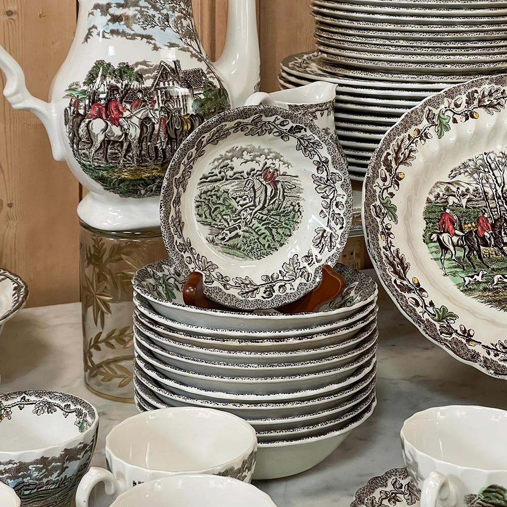 Ensemble de 85 pièces de vaisselle ancienne du Staffordshire en vente 11
