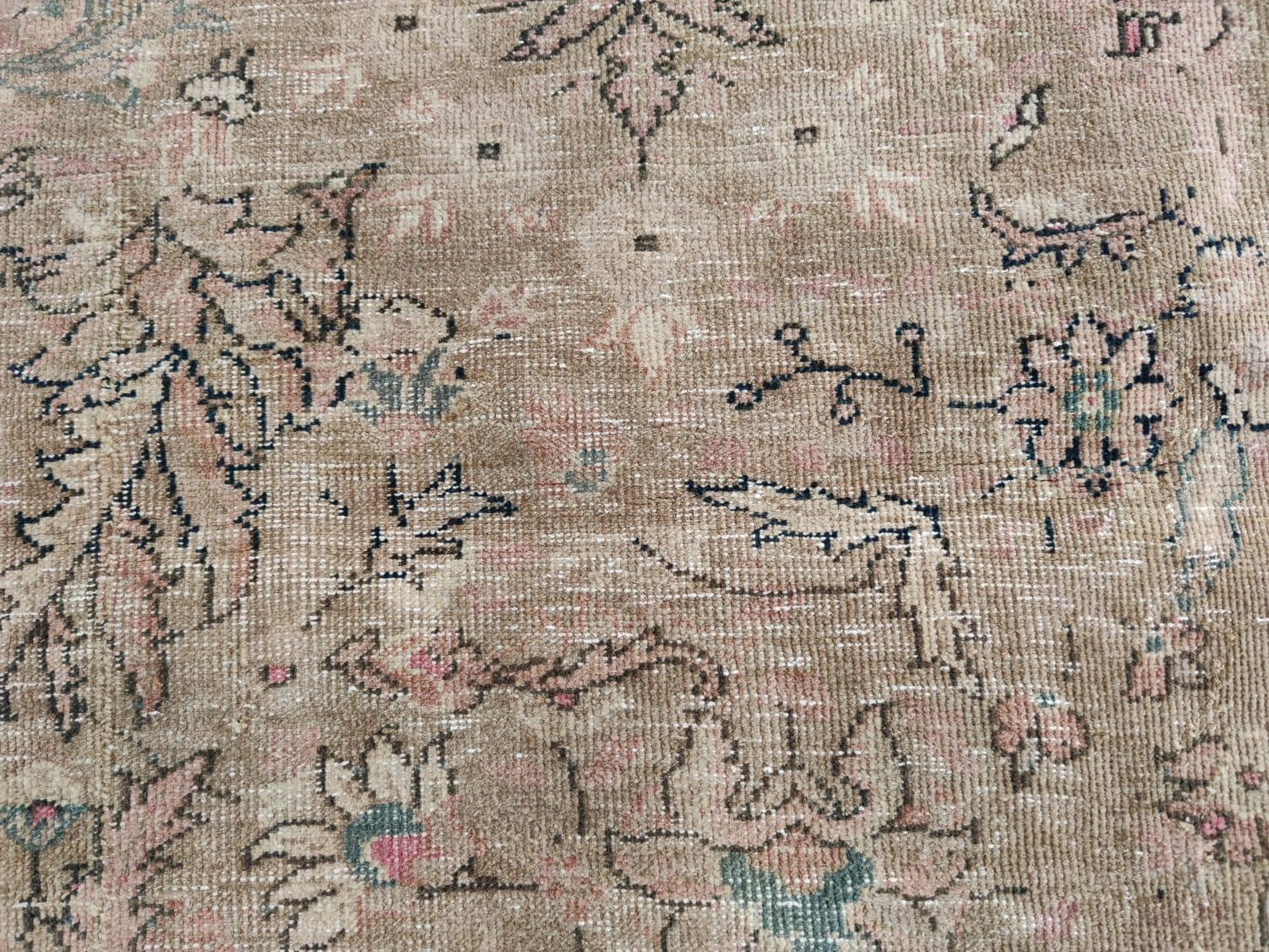 8.5x11 Ft Vintage Handmade Floral Pattern Turkish Wool Area Rug in Tawny Brown 9