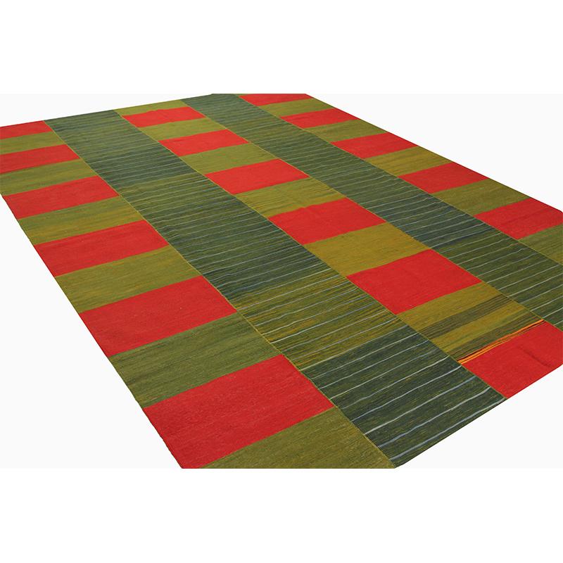 Contemporary Hand-Woven Flat-Weave Persian Kilim Rug  im Angebot 1