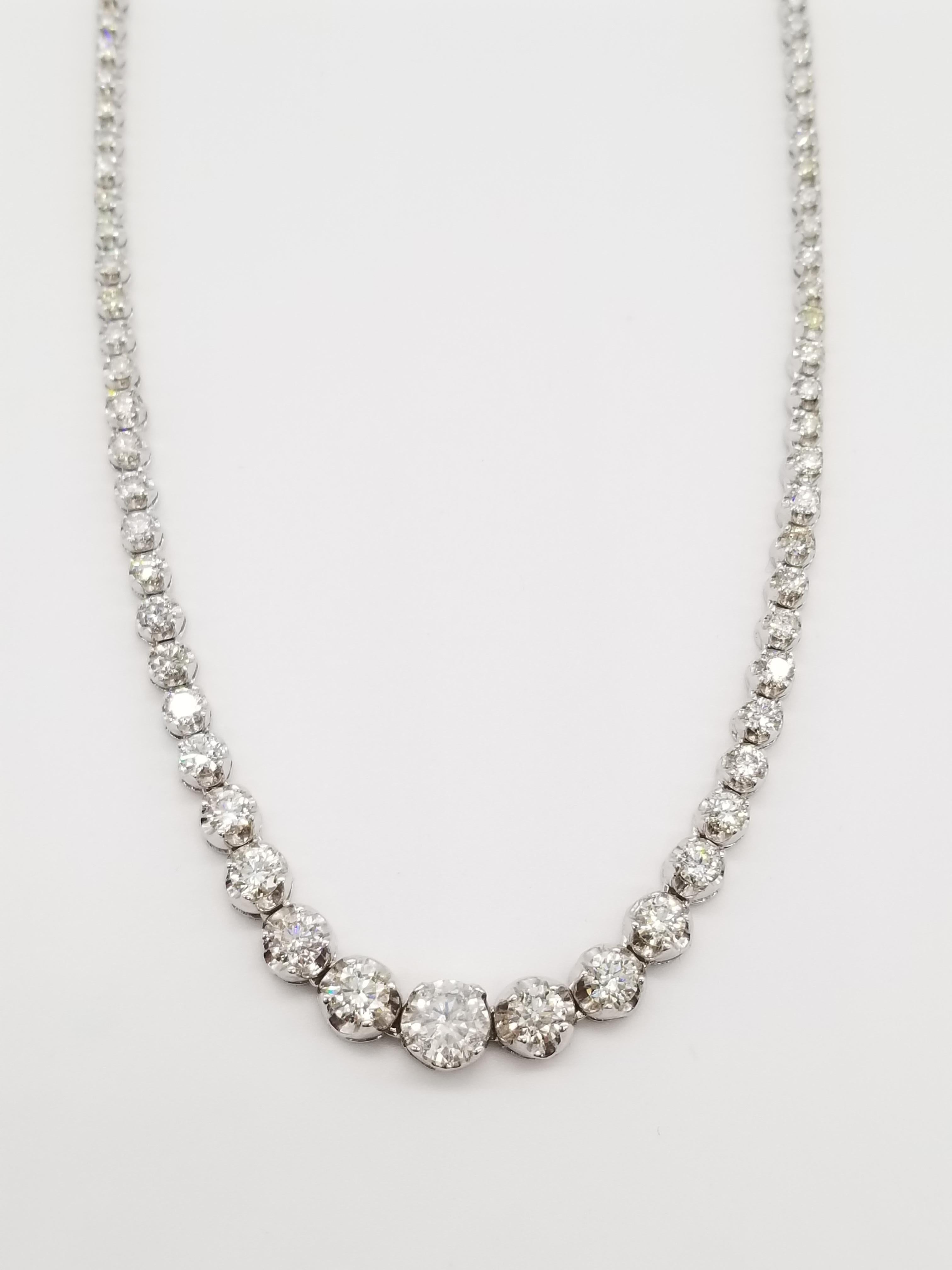 8.40 Carat Diamond Graduated Riviera Tennis Necklace 14 Karat White Gold In New Condition For Sale In Great Neck, NY