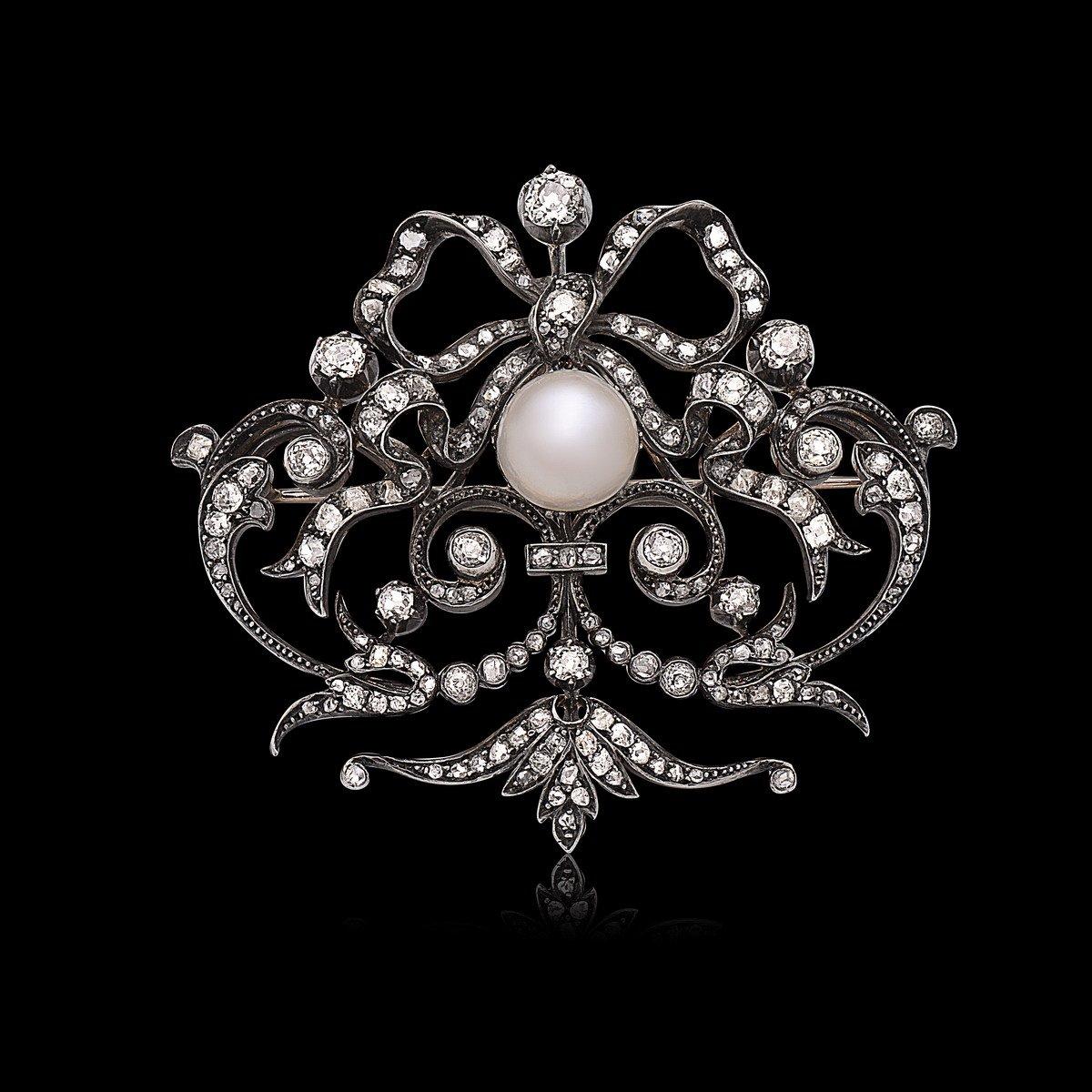 Old Mine Cut 8.50 Carat Georgian Brooch with a Natural Pearl For Sale