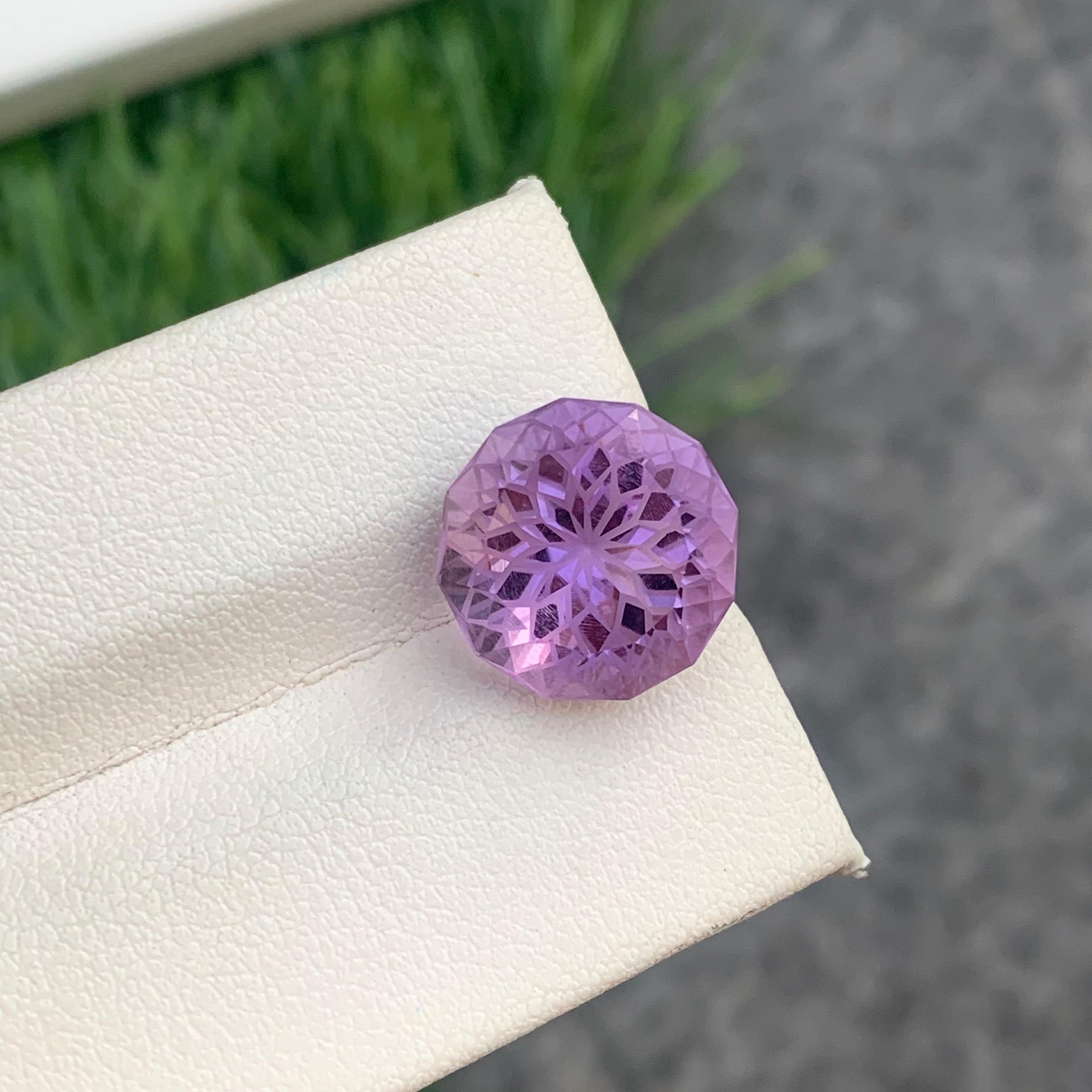 8.50 Carat Gorgeous Natural Loose Round Flower Cut Amethyst Ring Gem from Brazil For Sale 7