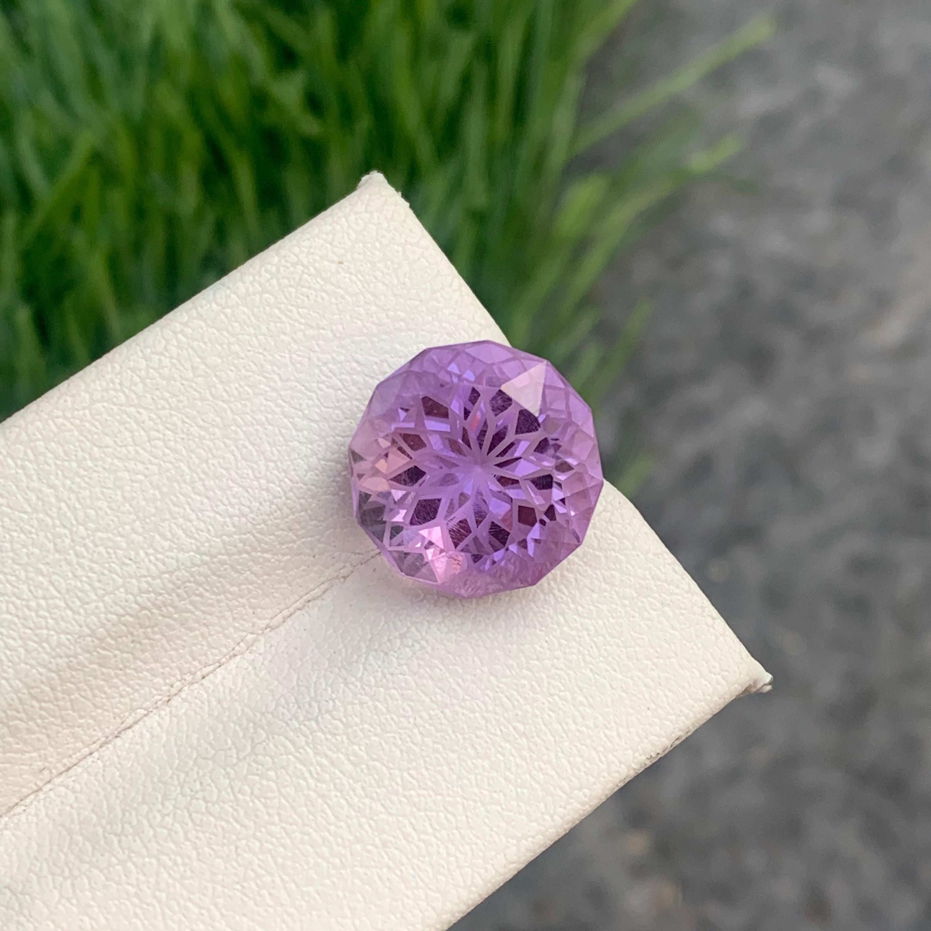 Arts and Crafts 8.50 Carat Gorgeous Natural Loose Round Flower Cut Amethyst Ring Gem from Brazil For Sale