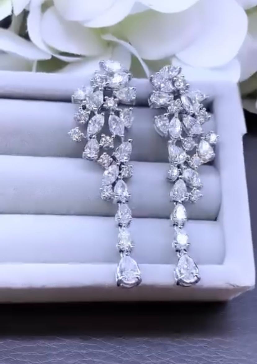 8.50 Carat Natural Diamonds  18k Gold Gorgeous Earrings In New Condition For Sale In Massafra, IT