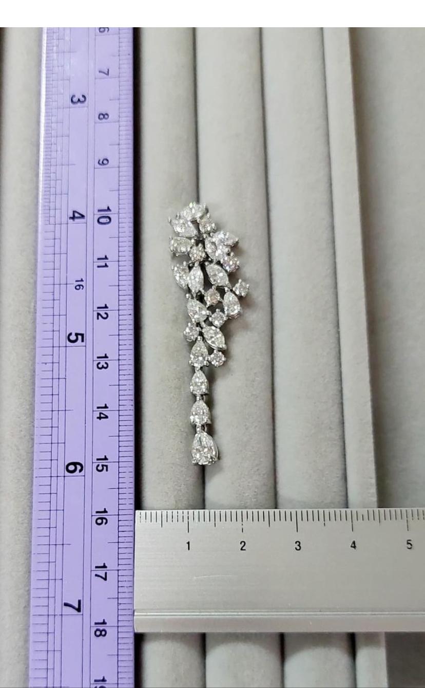 8.50 Carat Natural Diamonds  18k Gold Gorgeous Earrings For Sale 3