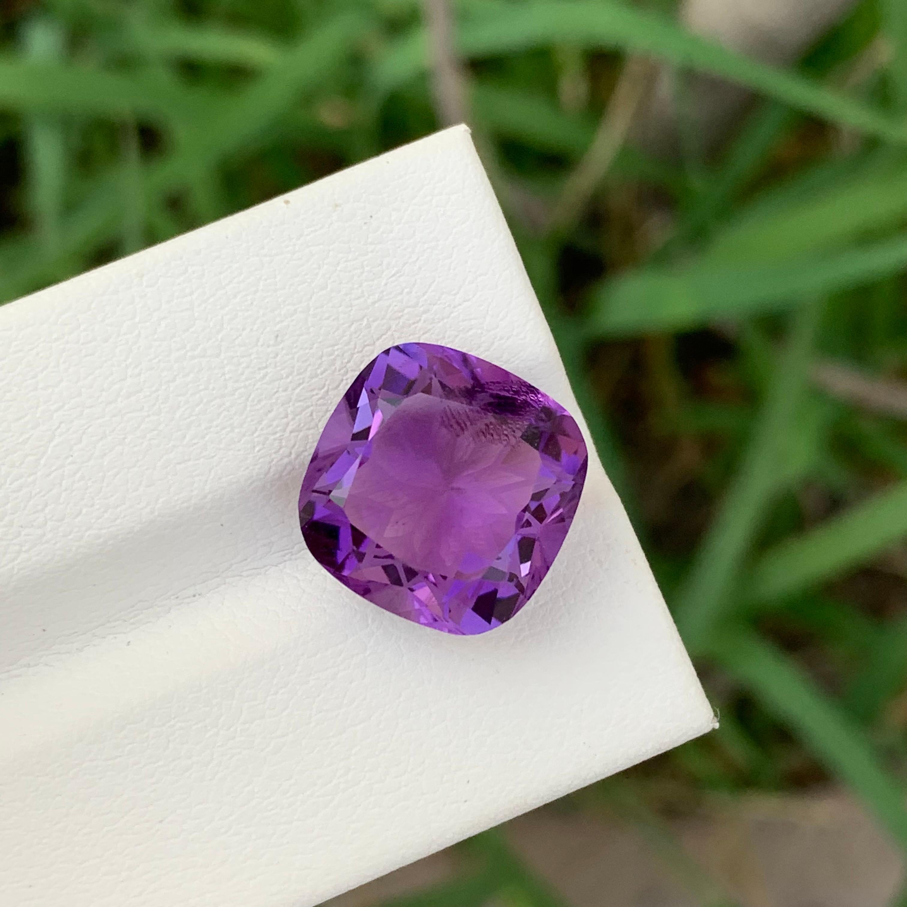 Arts and Crafts 8.50 Carat Natural Loose Amethyst Square Shape Gem For Jewellery For Sale