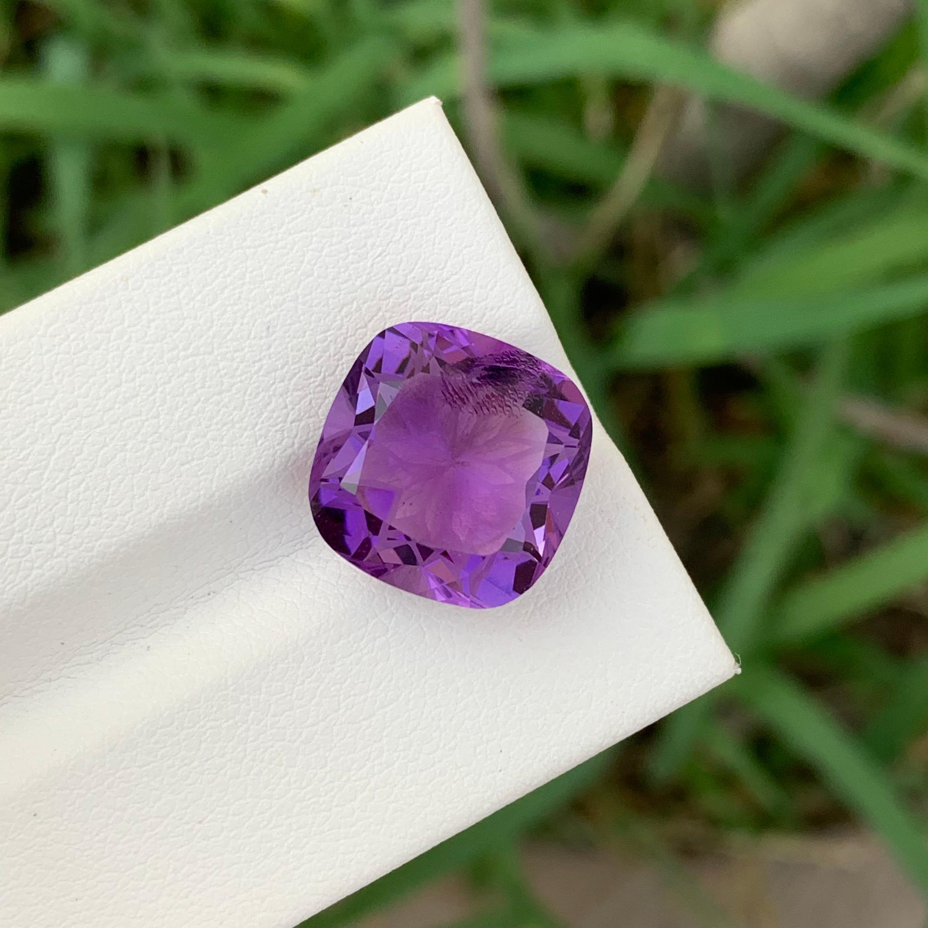 Square Cut 8.50 Carat Natural Loose Amethyst Square Shape Gem For Jewellery For Sale