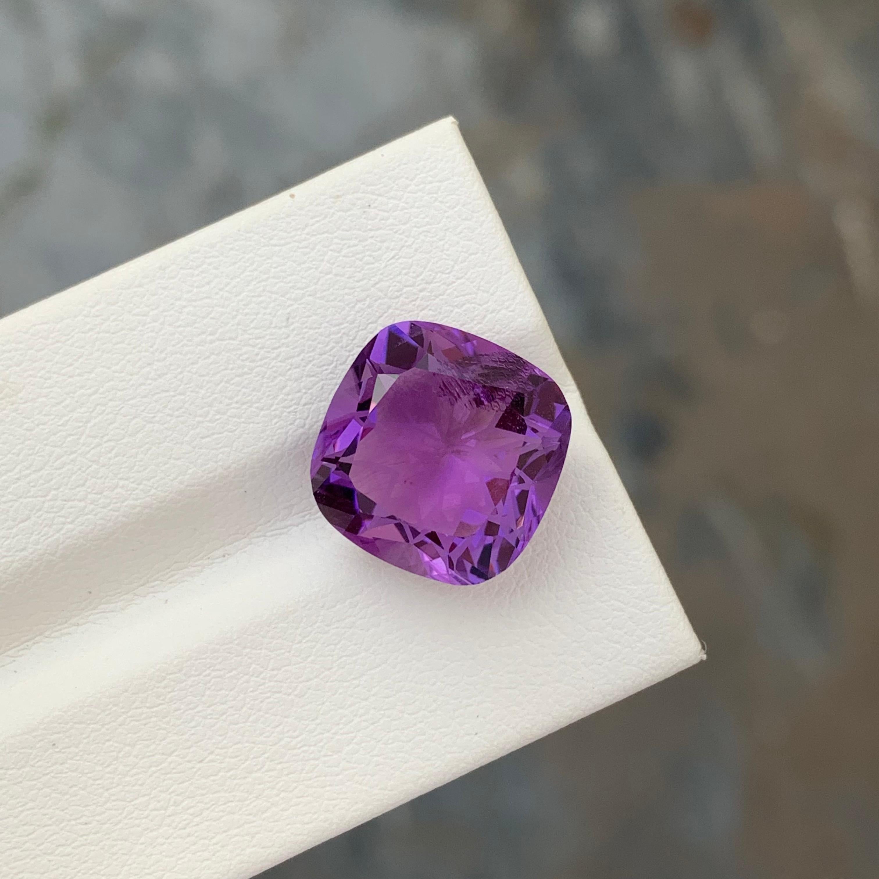 8.50 Carat Natural Loose Amethyst Square Shape Gem For Jewellery For Sale 1