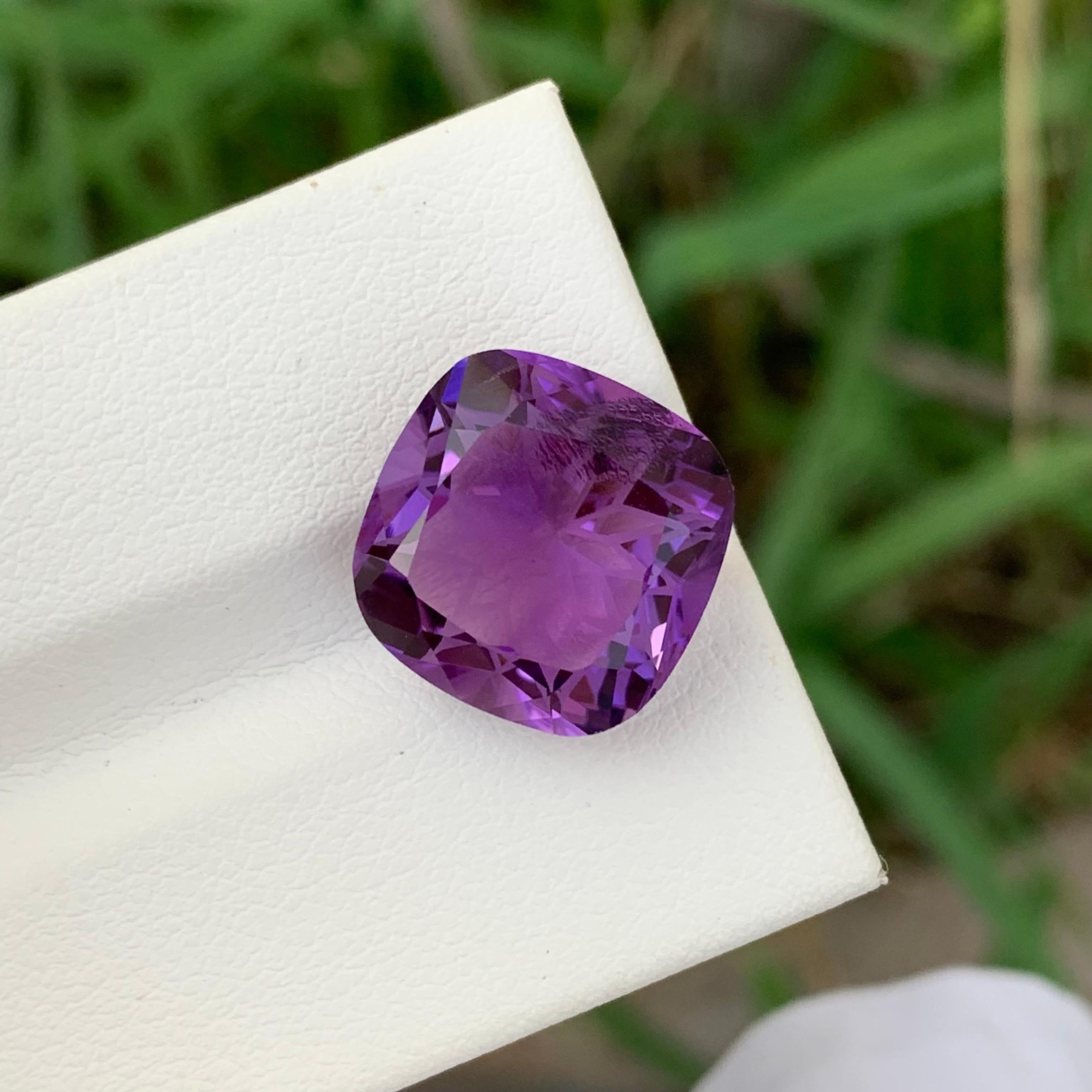 8.50 Carat Natural Loose Amethyst Square Shape Gem For Jewellery For Sale 2