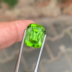 8.50 Carat Natural Loose Peridot Cushion Cut Gemstone