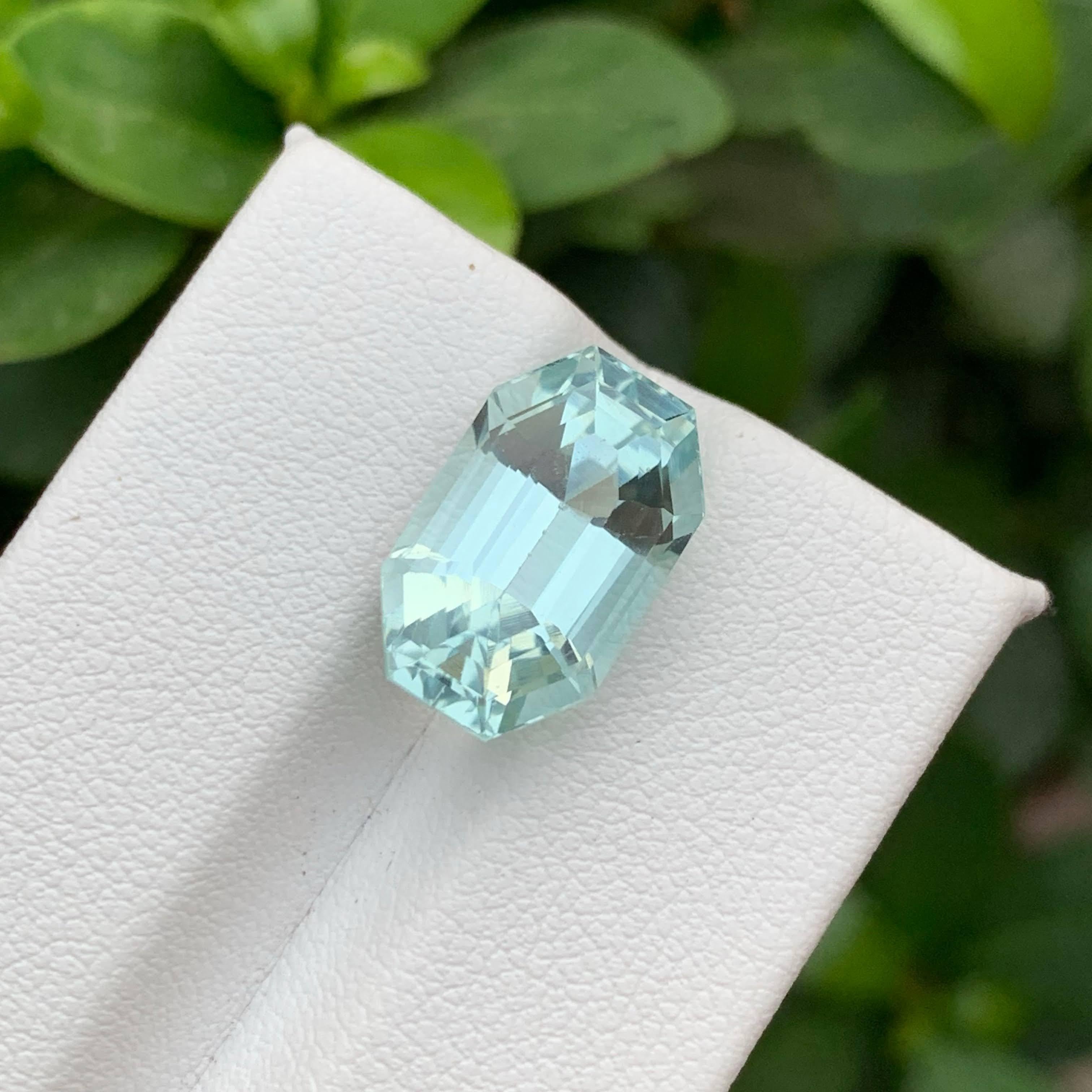 8,50 Karat Natürliche Lose Meer Blauer Aquamarin Stein Smaragd Schliff aus Pakistan im Zustand „Neu“ im Angebot in Bangkok, TH