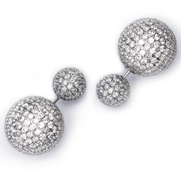 8.50 Carat Round Brilliant Micro Set 18Karat White Gold Diamond Sphere