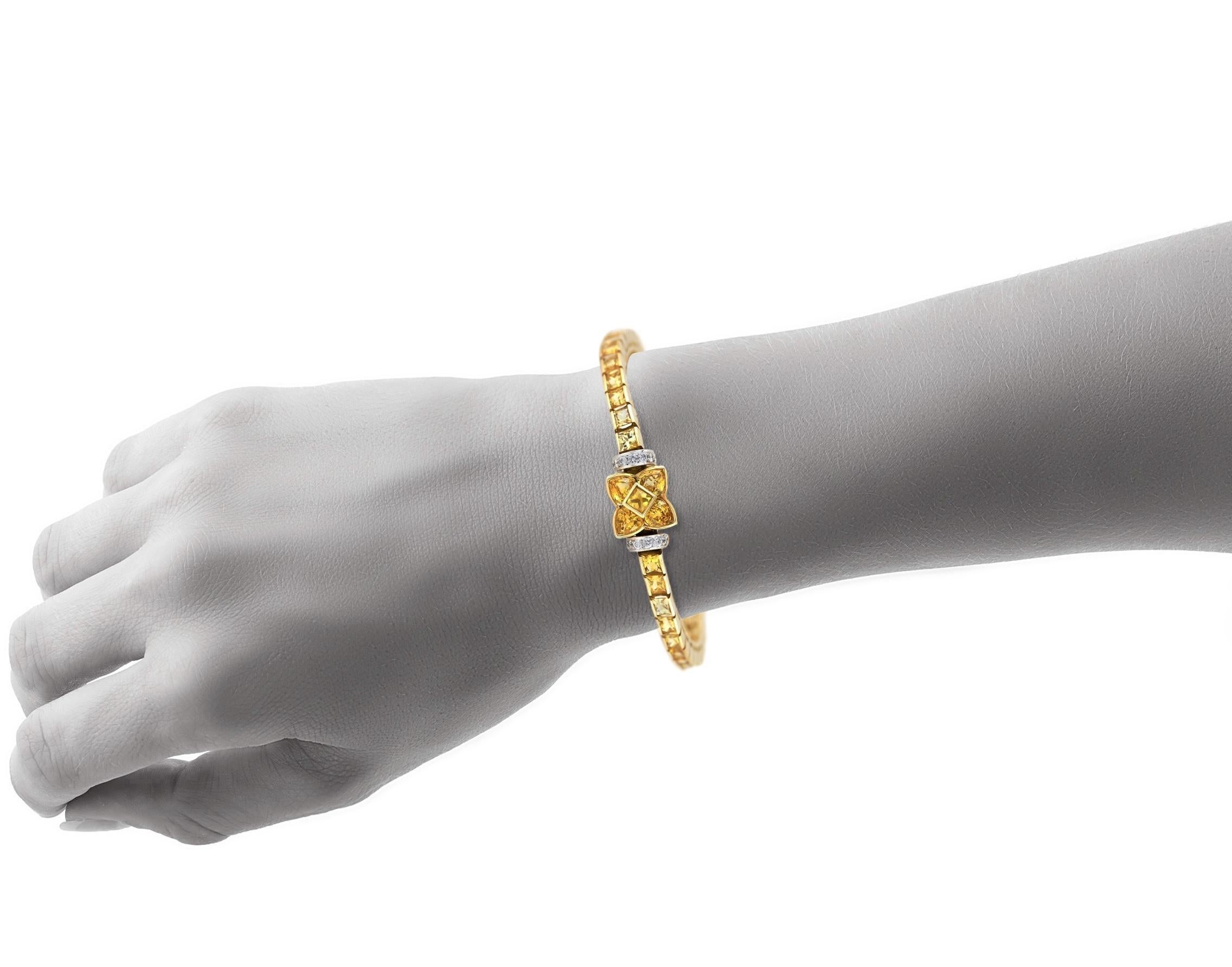 8.50 Carat Yellow Sapphire Line Bracelet In Good Condition For Sale In New York, NY