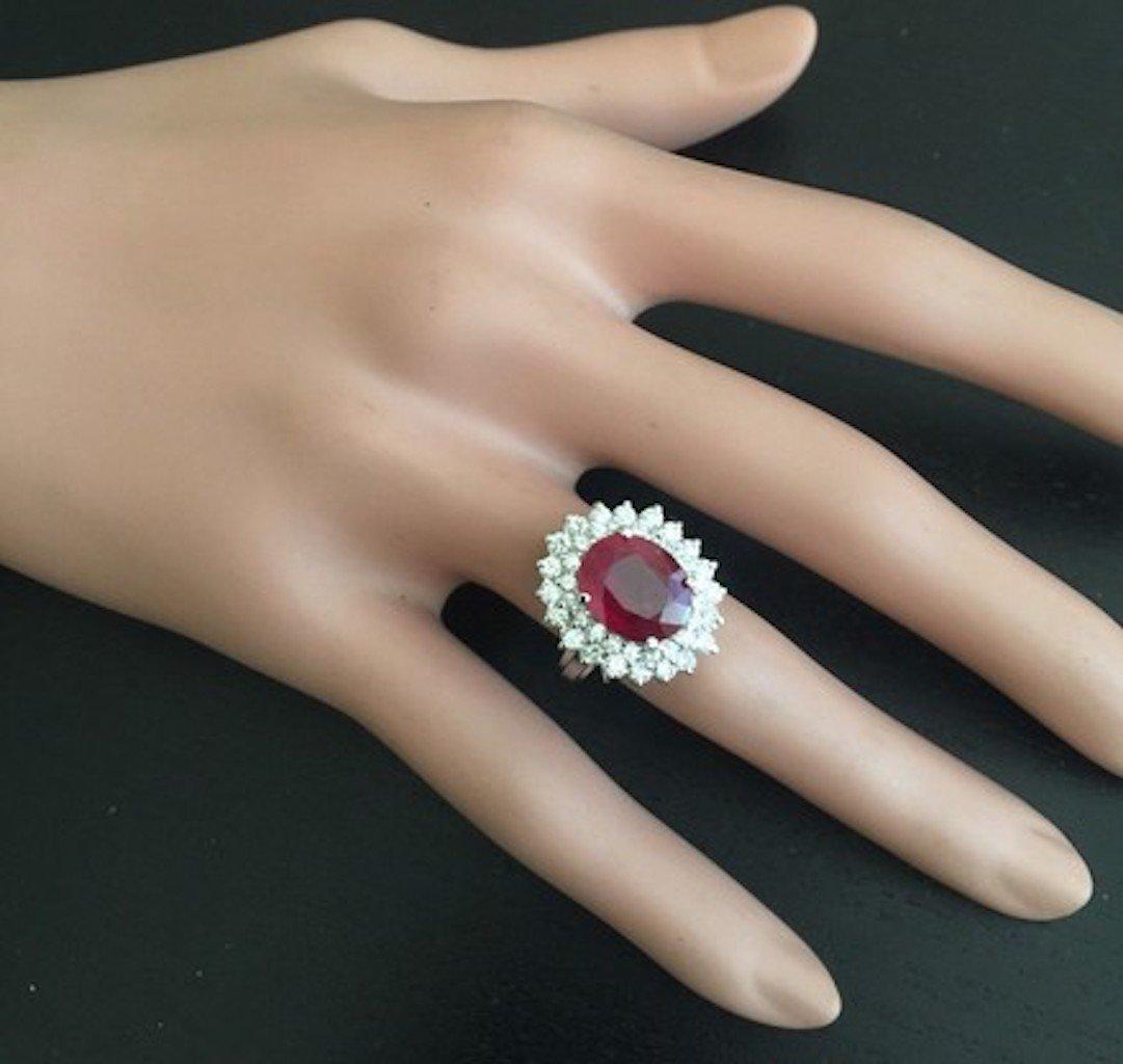 8.50 Carat Impressive Red Ruby and Natural Diamond 14 Karat White Gold Ring For Sale 3