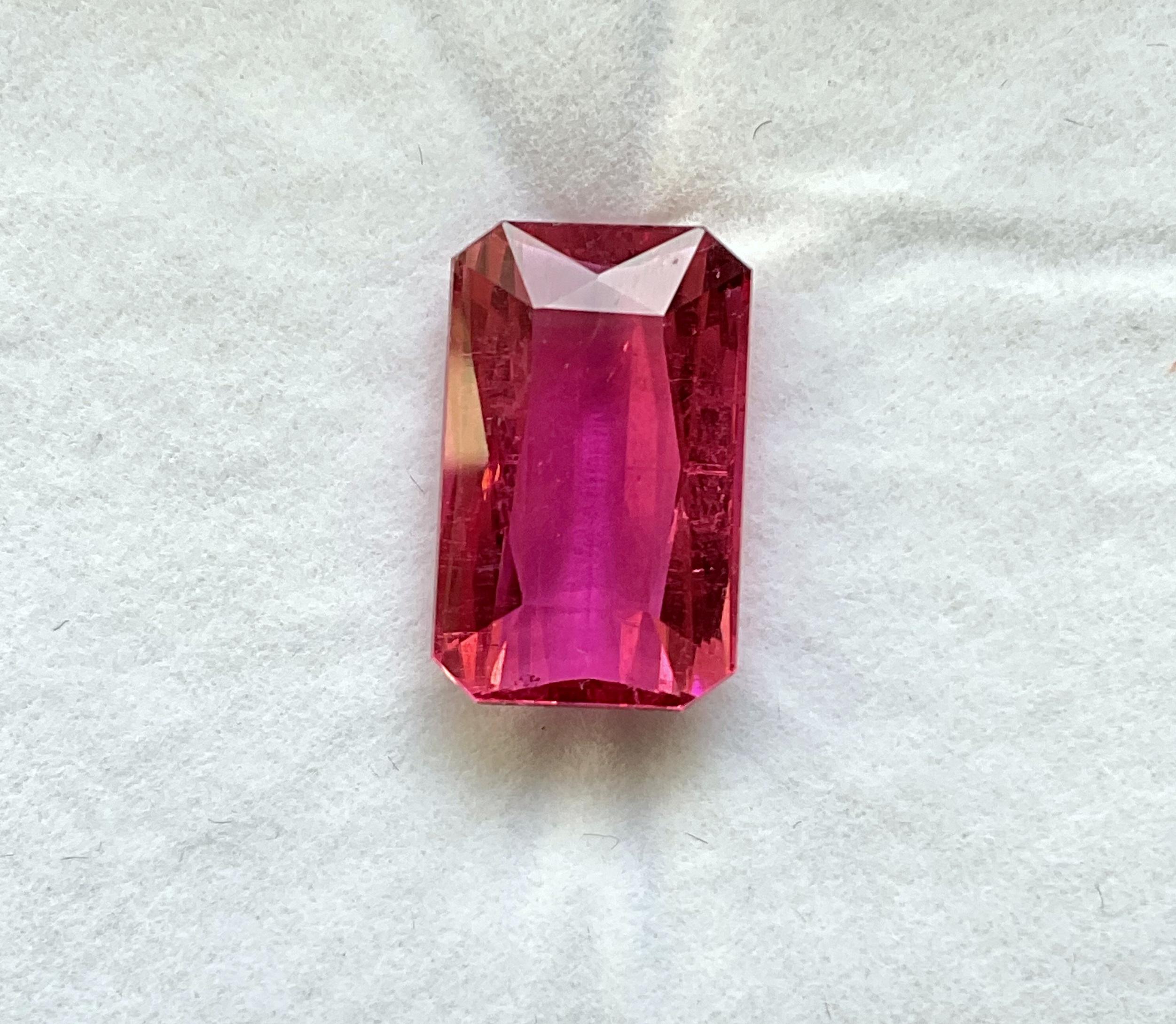 8.50 Carats Rubellite Tourmaline Octa Cut Stone For Fine Jewelry Natural Gem (Achteckschliff) im Angebot