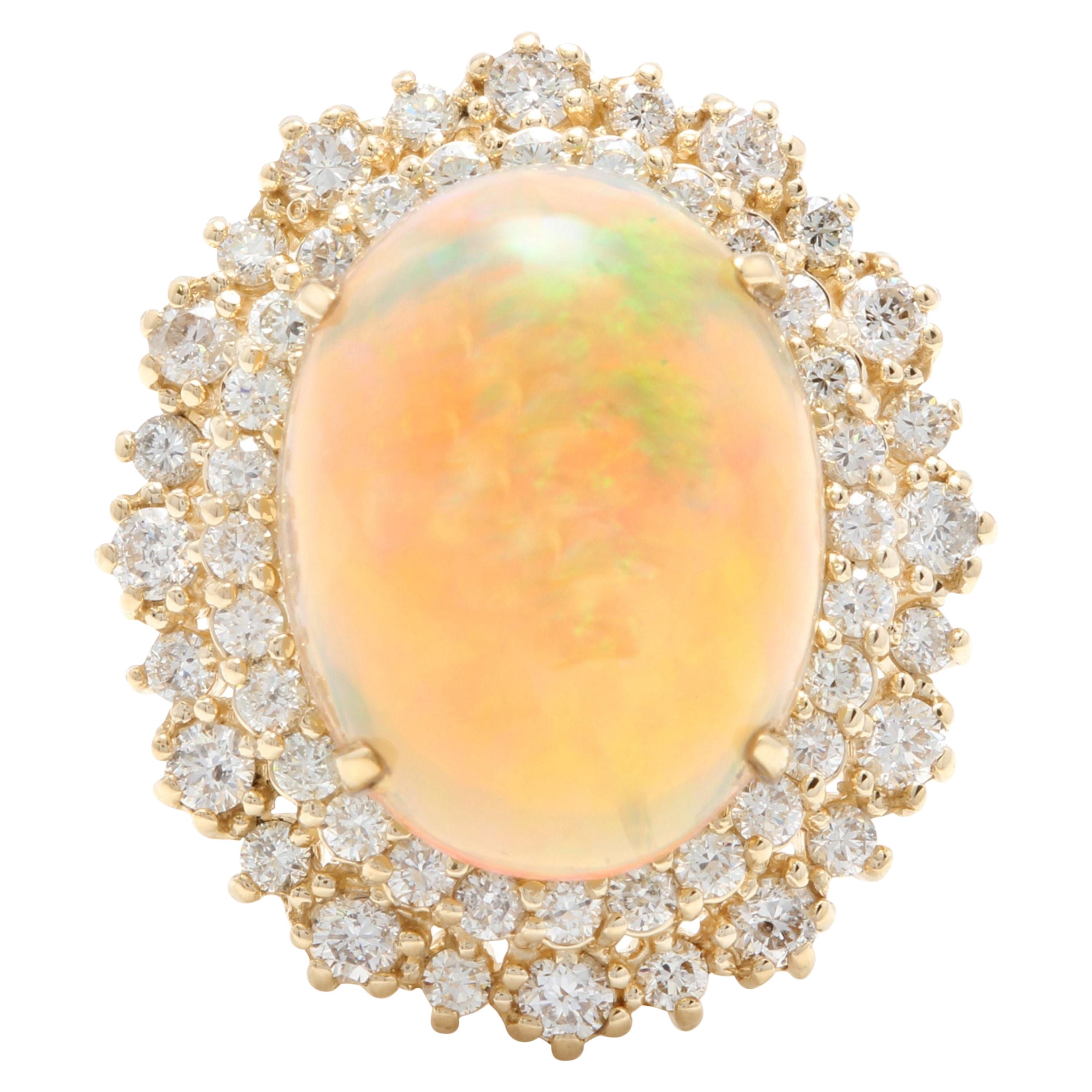 8,50 Karat natürlicher beeindruckender äthiopischer Opal und Diamant 14 Karat massiver Goldring