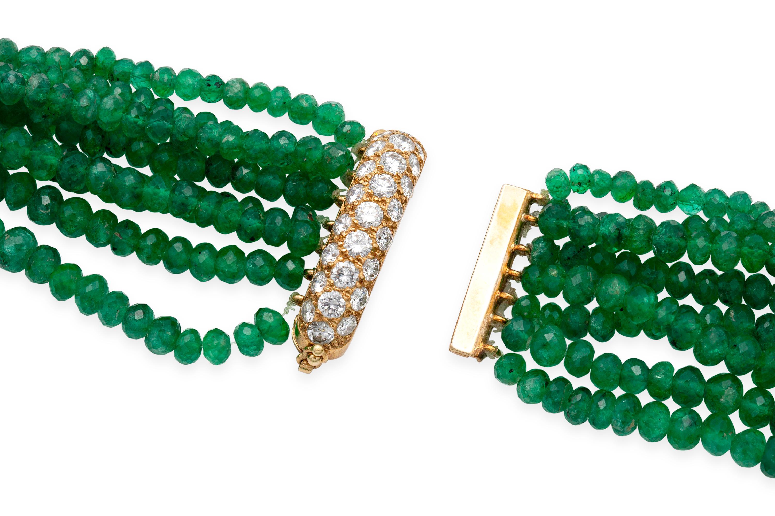 Women's or Men's 850.00 Carat Emerald Beads Necklace For Sale