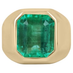 Used 8.51 Carat AAA Top Quality Huge Colombian Emerald Unisex Gypsy Ring 18K