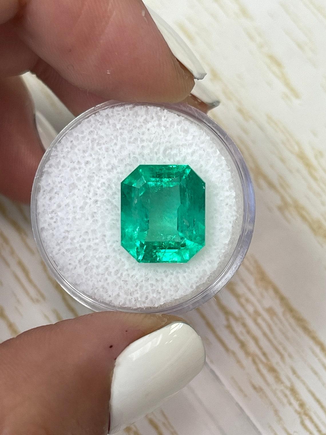 8,51 Karat Classic Smaragdschliff kolumbianischen Smaragd Edelstein mit Minor Öl - Mai im Zustand „Neu“ im Angebot in Jupiter, FL