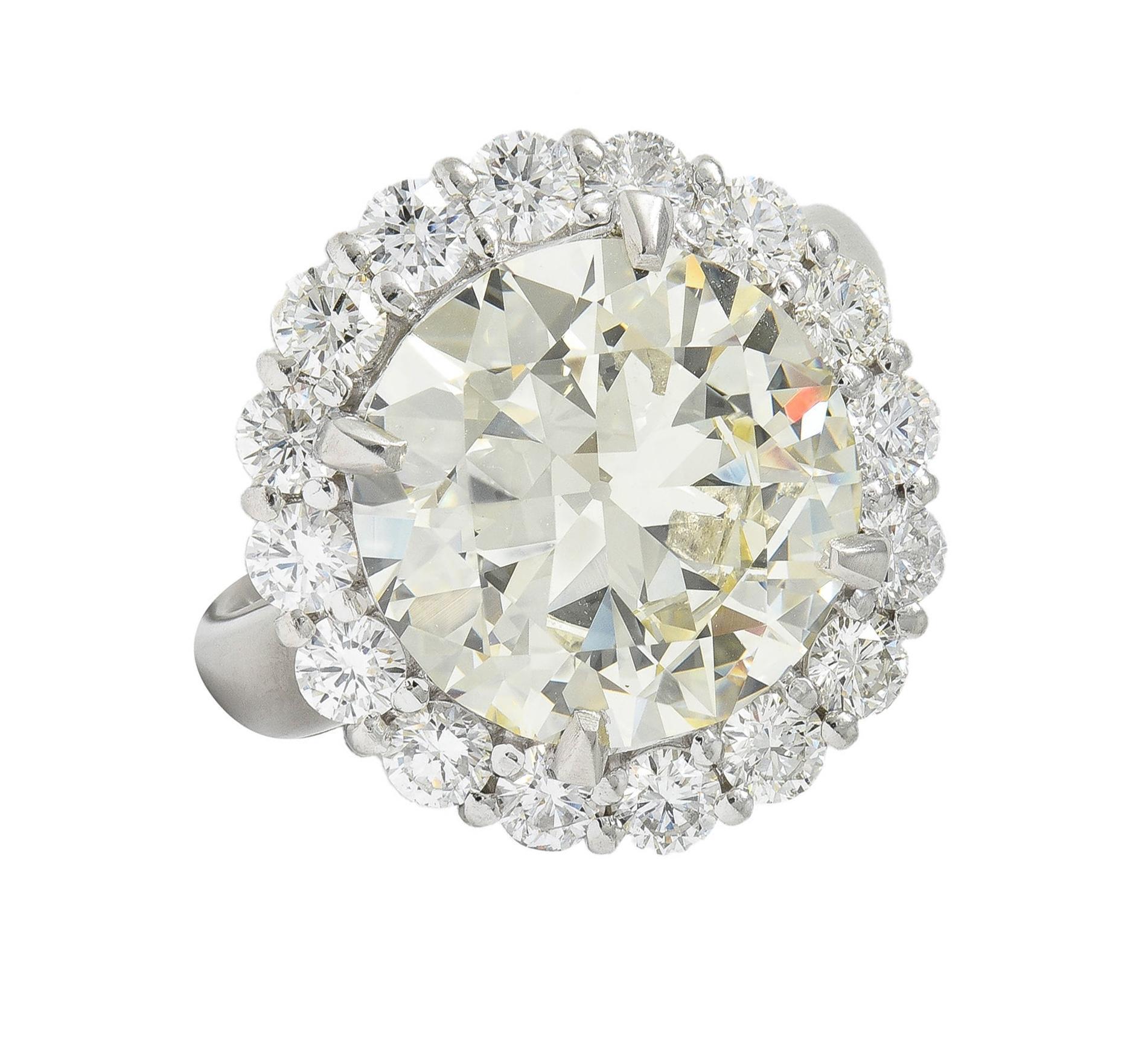 8.51 CTW Antiguo Diamante Corte Europeo Anillo de Compromiso Halo Vintage Platino GIA en venta 8