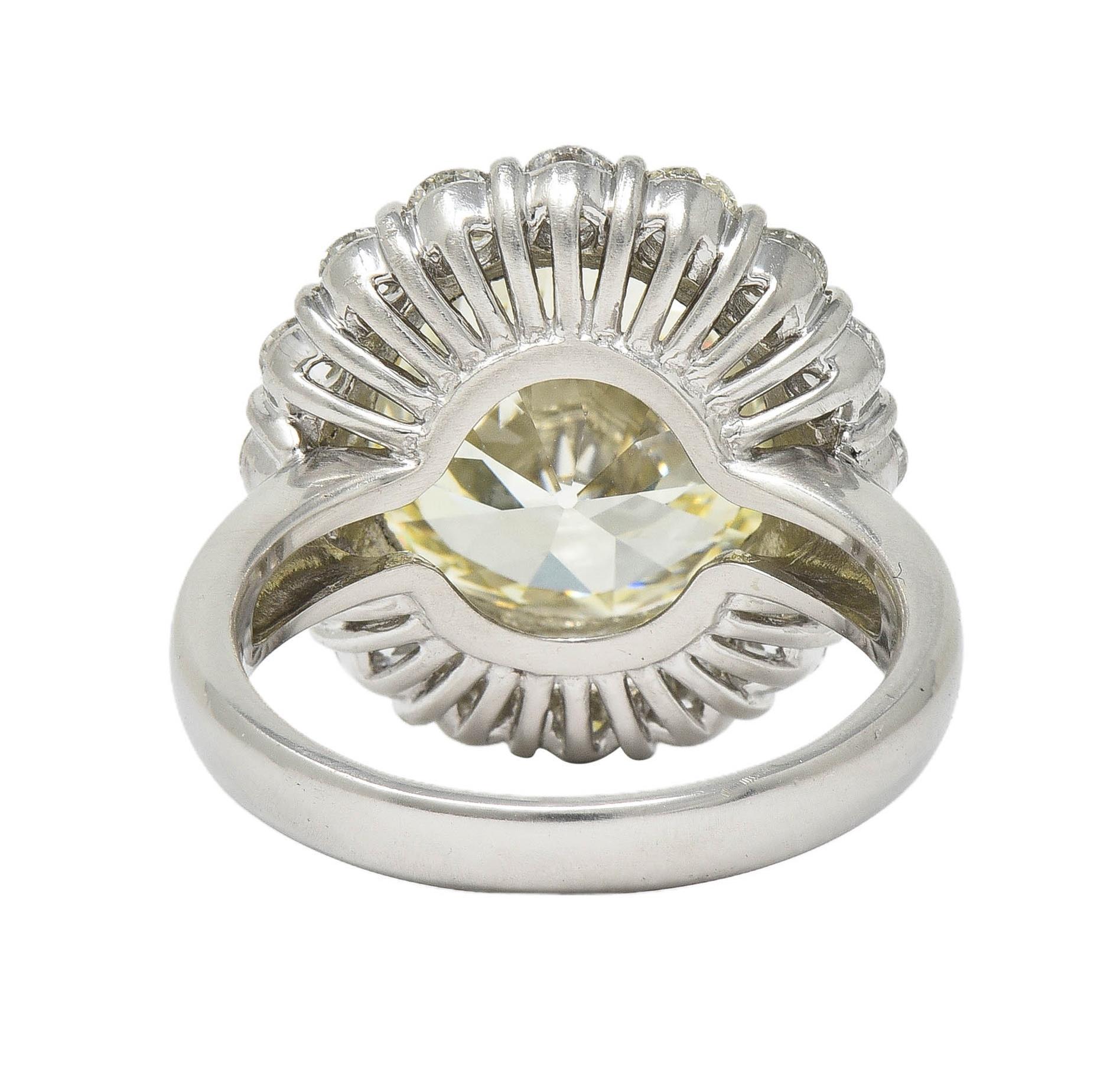 8.51 CTW Antiguo Diamante Corte Europeo Anillo de Compromiso Halo Vintage Platino GIA en venta 1