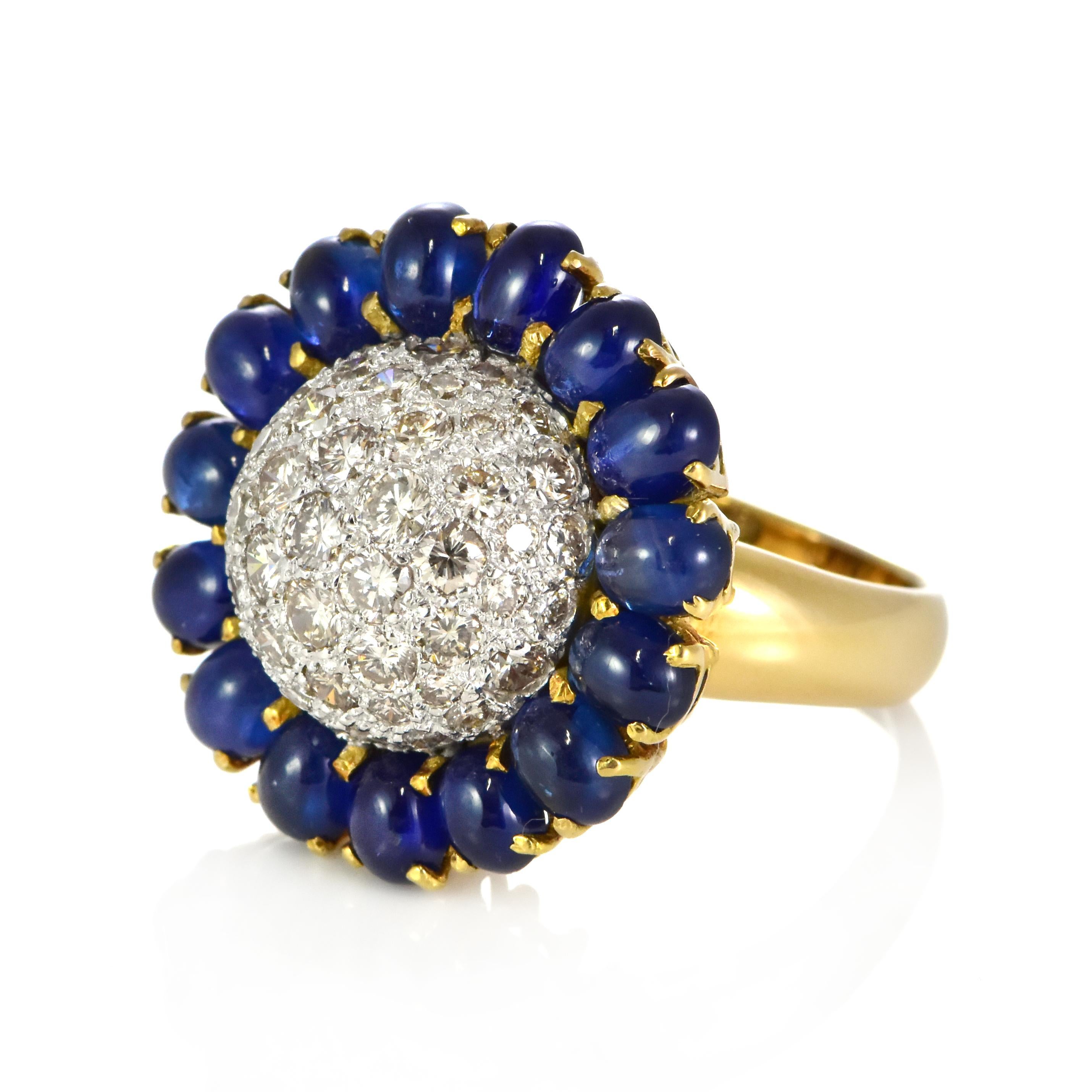 8.52 Carat Natural Cabochon Sapphires and Diamond Ring Made in 18K Gold im Zustand „Hervorragend“ im Angebot in Tokyo, JP
