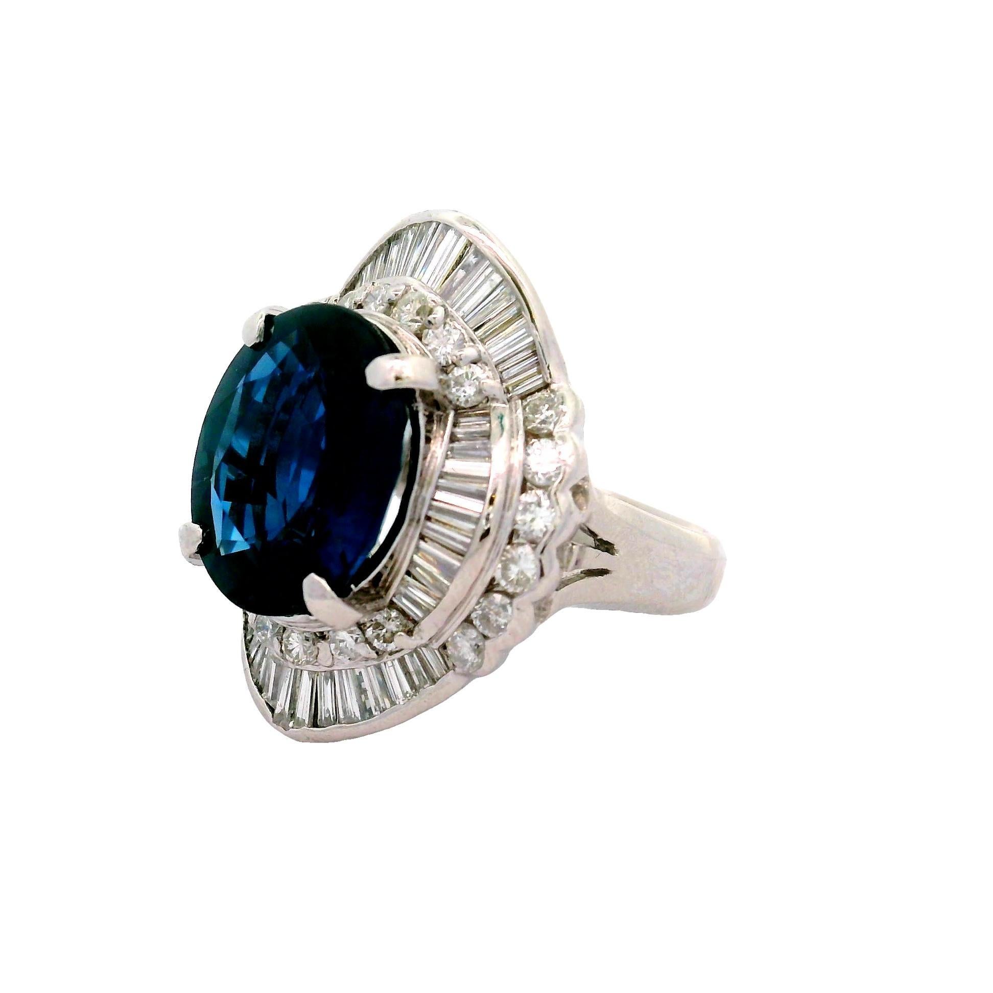 Bague ballerine en platine avec saphir bleu de 8,53 carats et diamants certifiés GIA Excellent état - En vente à Beverly Hills, CA