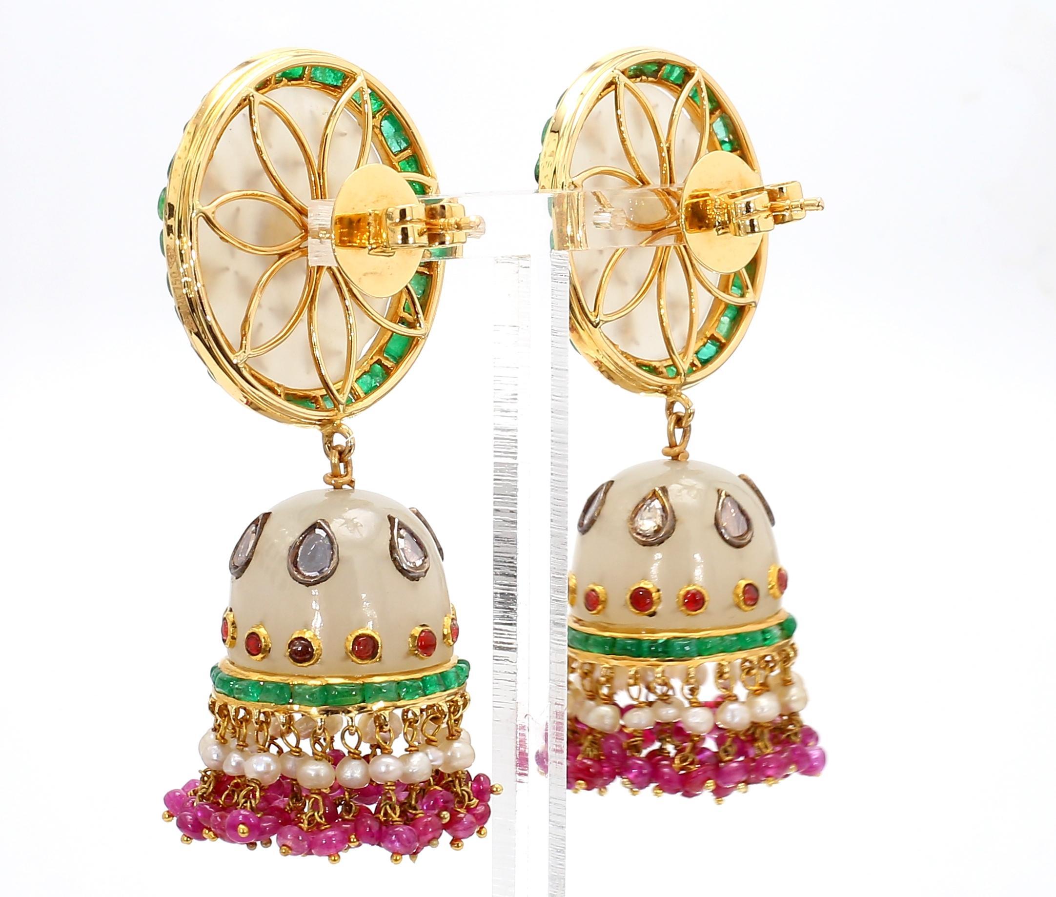 8.54 Carat Emerald, 2.40 Carat Ruby, and 1.00 Carat Diamond Old Persian Earrings In Good Condition For Sale In New York, NY