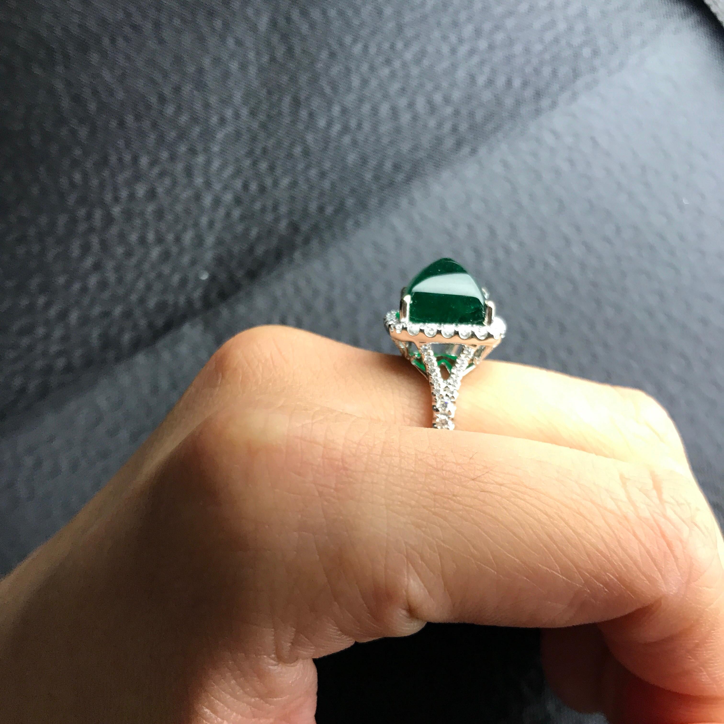Art Deco 8.54 Carat Emerald Sugarloaf and Diamond Statement Ring