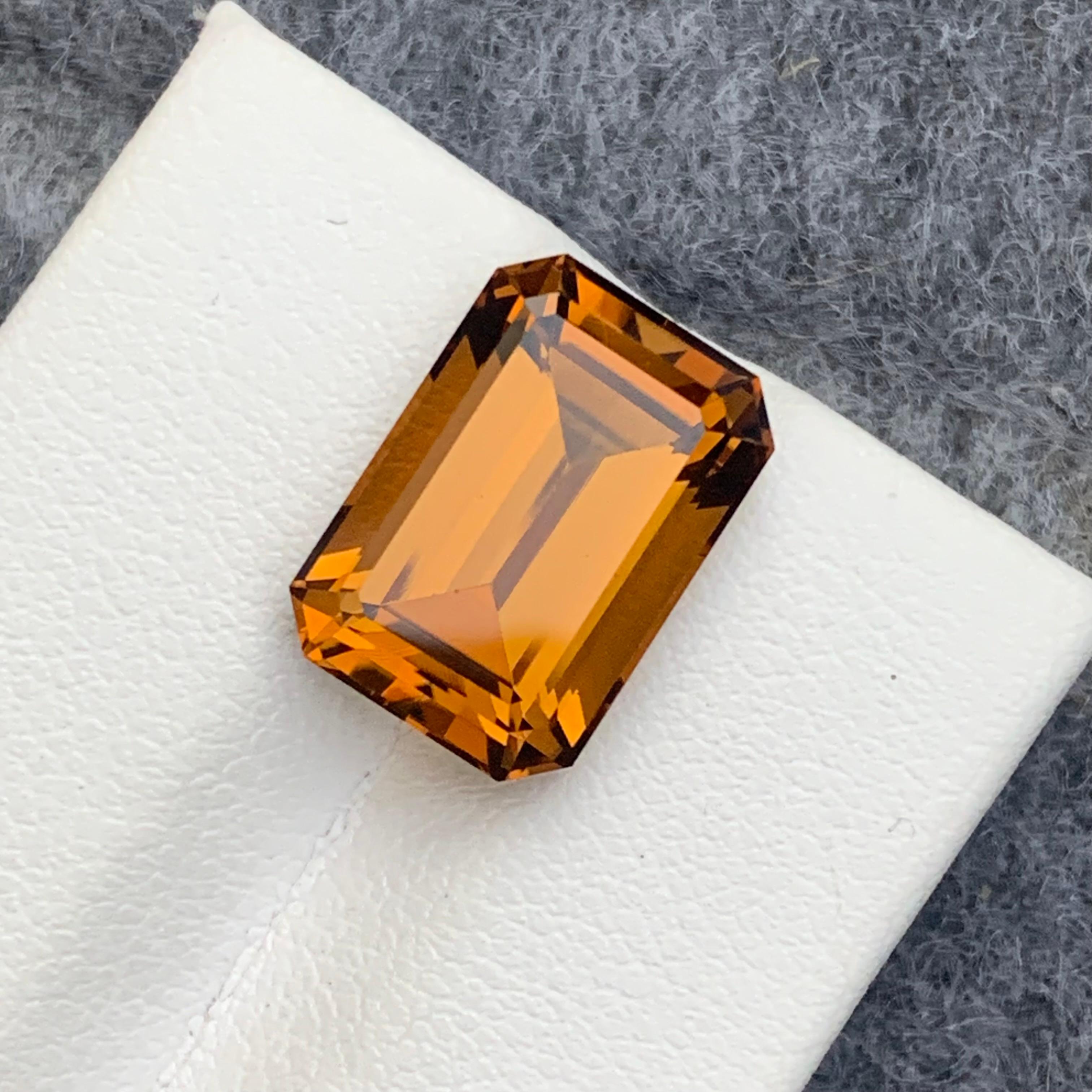 8.55 Carat Emerald Cut Natural Honey Brown Citrine from Brazil for Jewelry In New Condition For Sale In Peshawar, PK