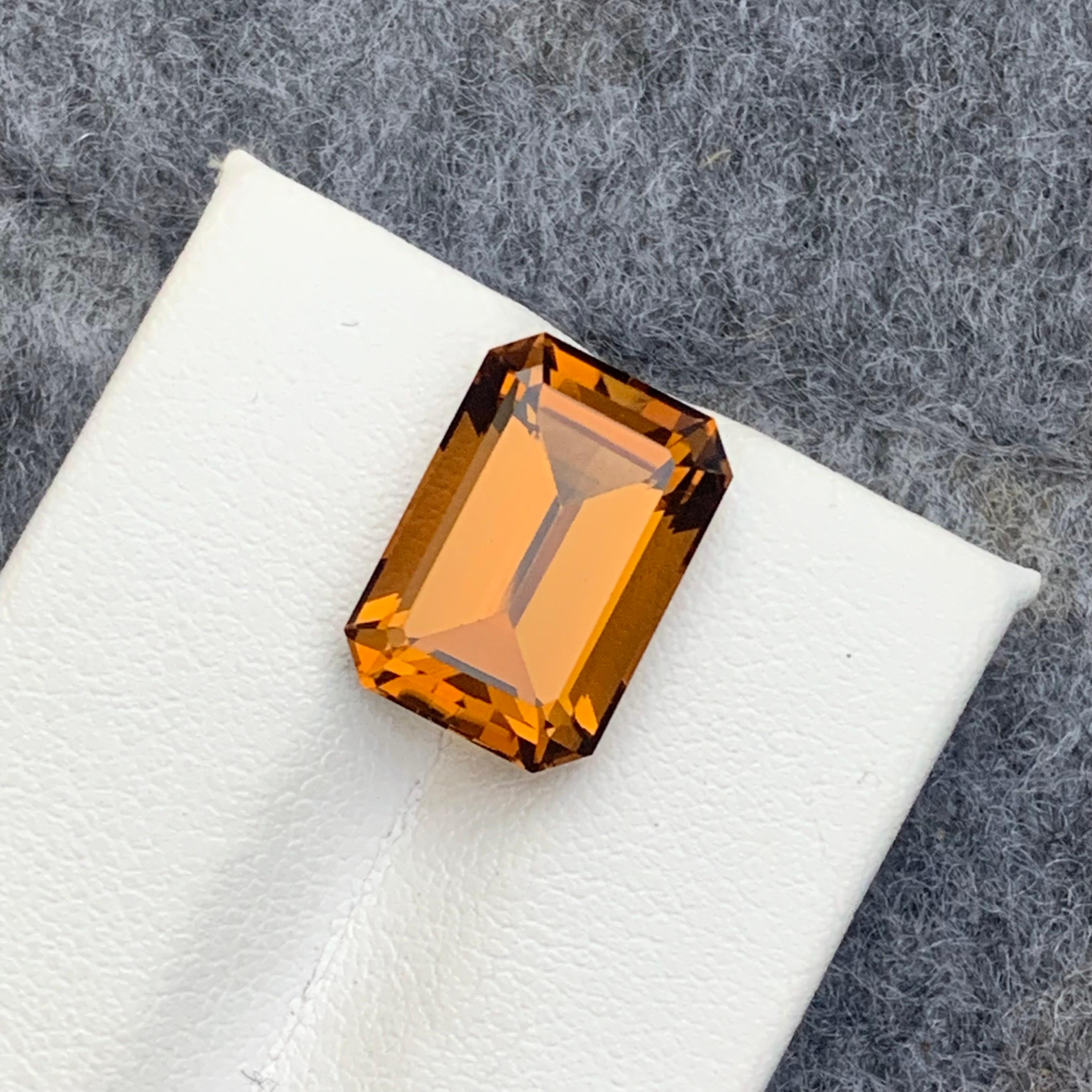 Women's or Men's 8.55 Carat Emerald Cut Natural Honey Brown Citrine from Brazil for Jewelry For Sale