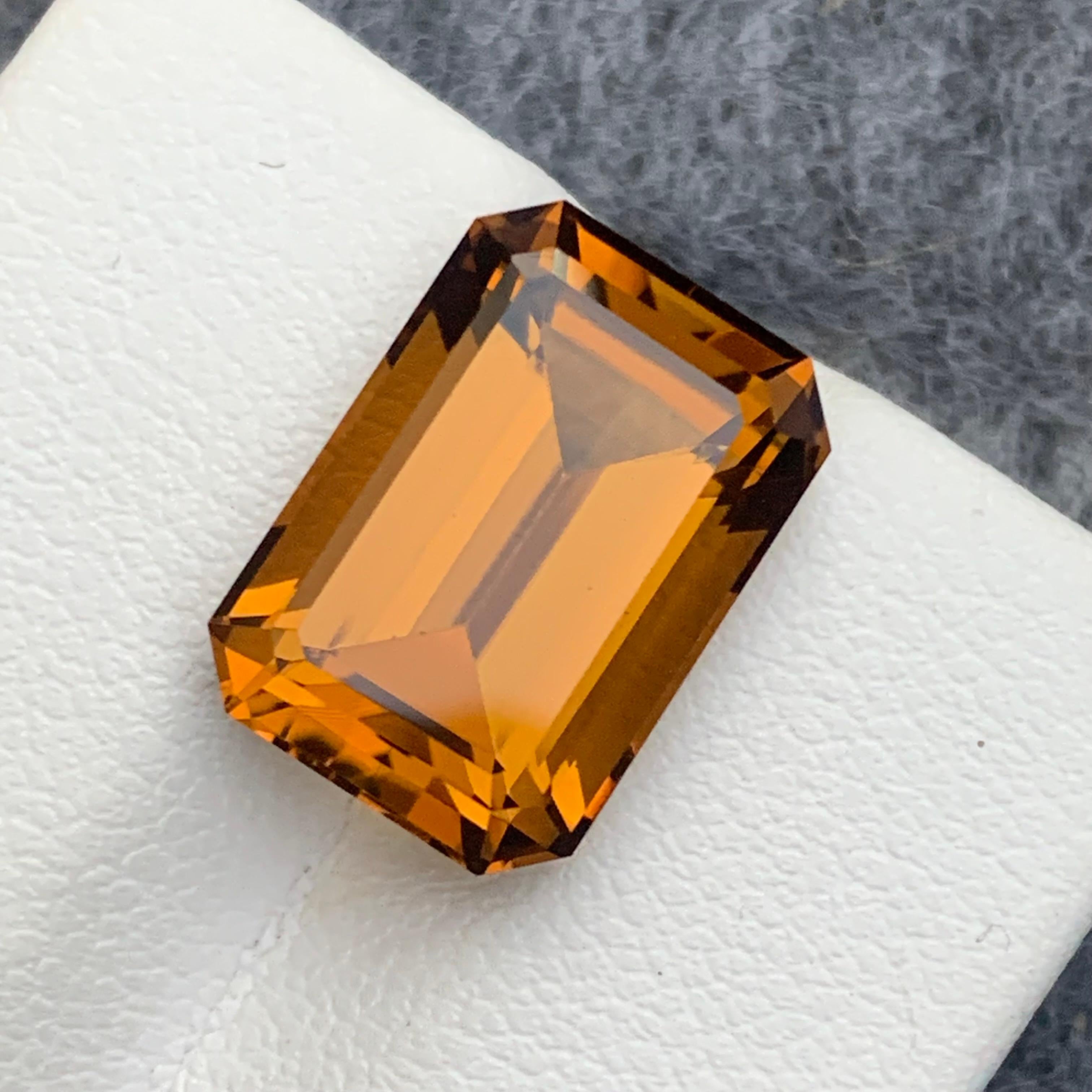 8.55 Carat Emerald Cut Natural Honey Brown Citrine from Brazil for Jewelry For Sale 1