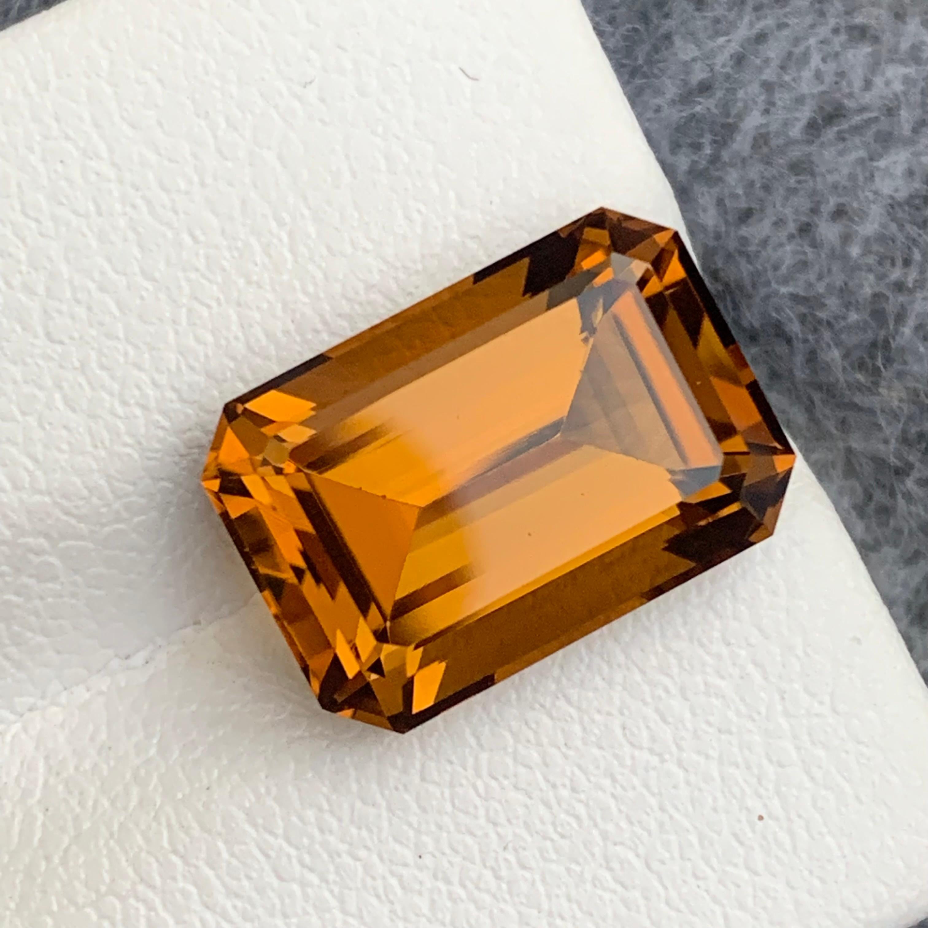 8.55 Carat Emerald Cut Natural Honey Brown Citrine from Brazil for Jewelry For Sale 3