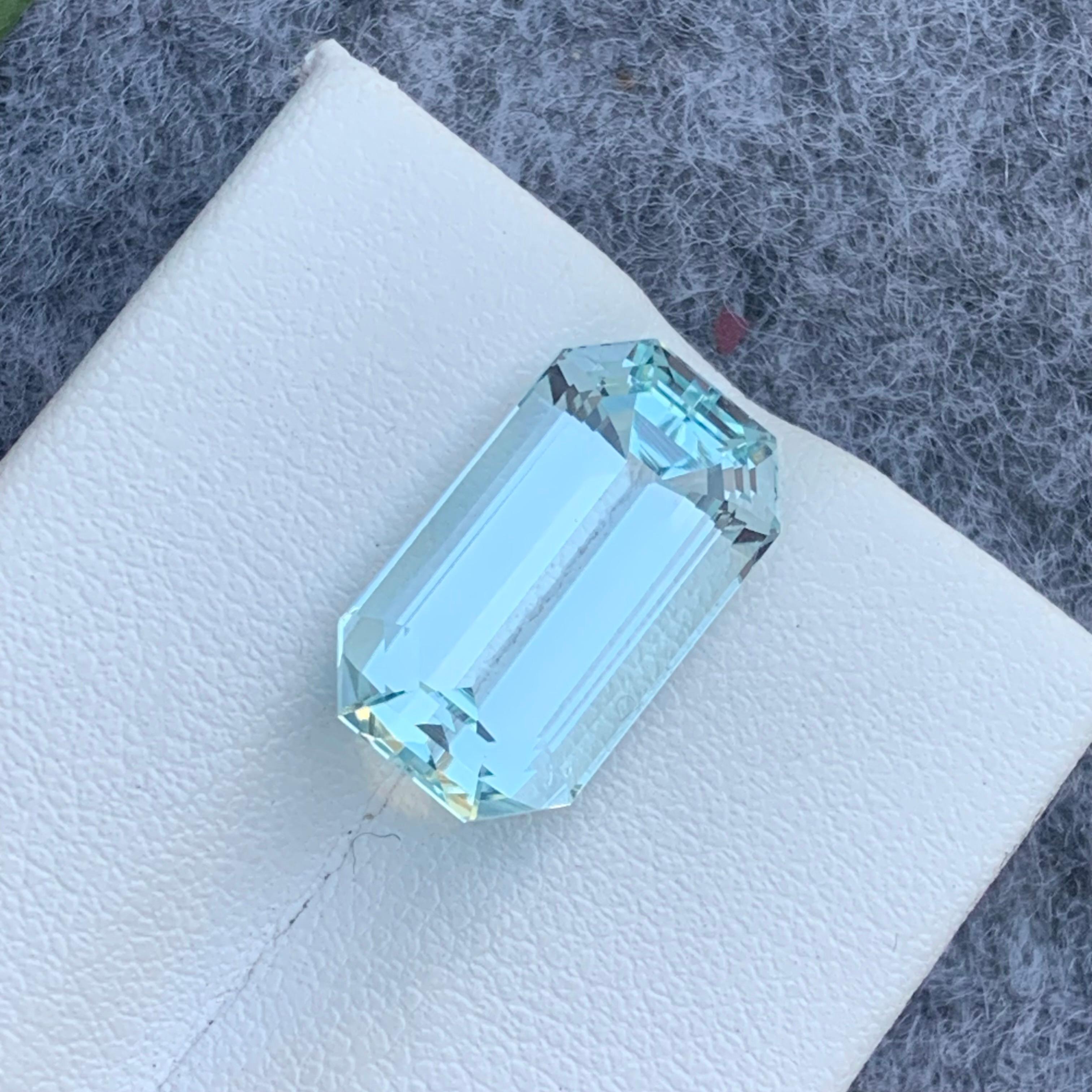 8.55 Carat Natural Light Blue Aquamarine from Pakistan March Birthstone For Sale 2