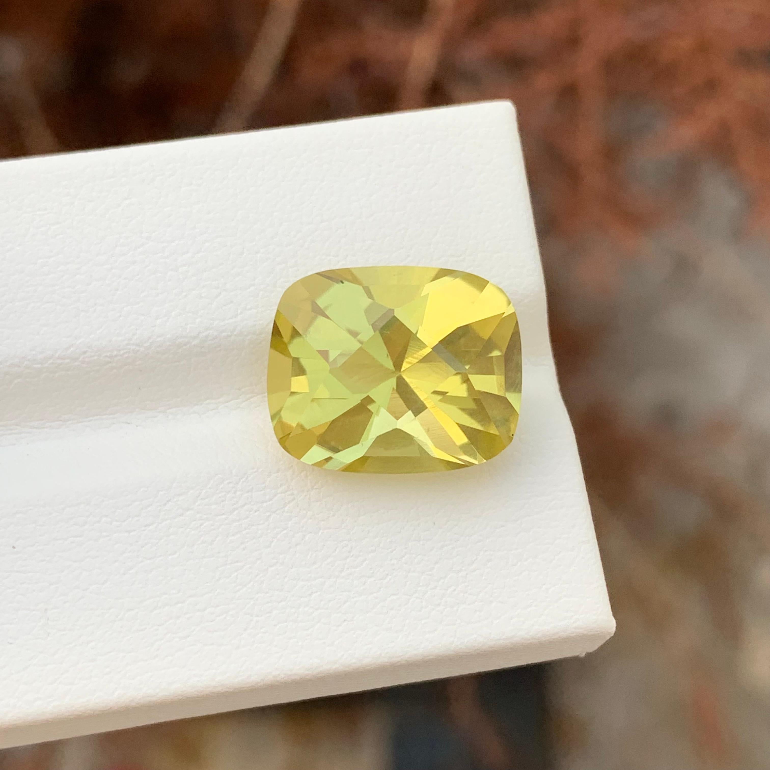 8,55 Karat Natürlicher Loser Zitronenquarz Fancy Cut Edelstein für Damen oder Herren im Angebot