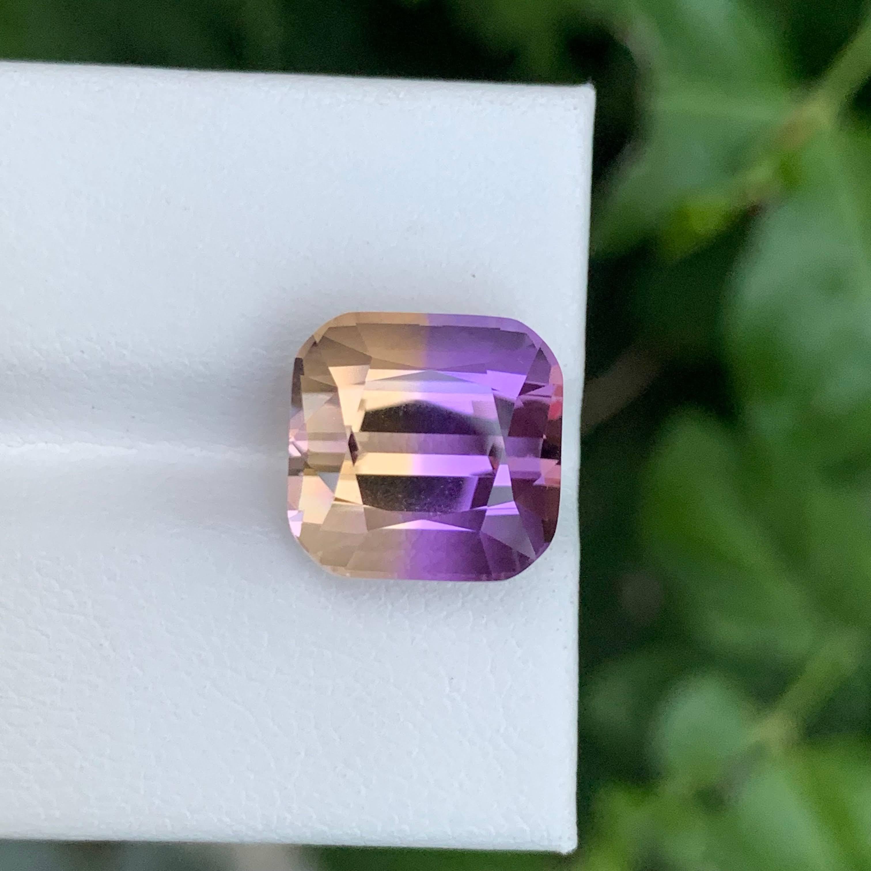 8.55 Carat Natural Loose Pretty Ametrine Stone Cushion Cut Brazilian Gemstone (pierre précieuse brésilienne) en vente 1