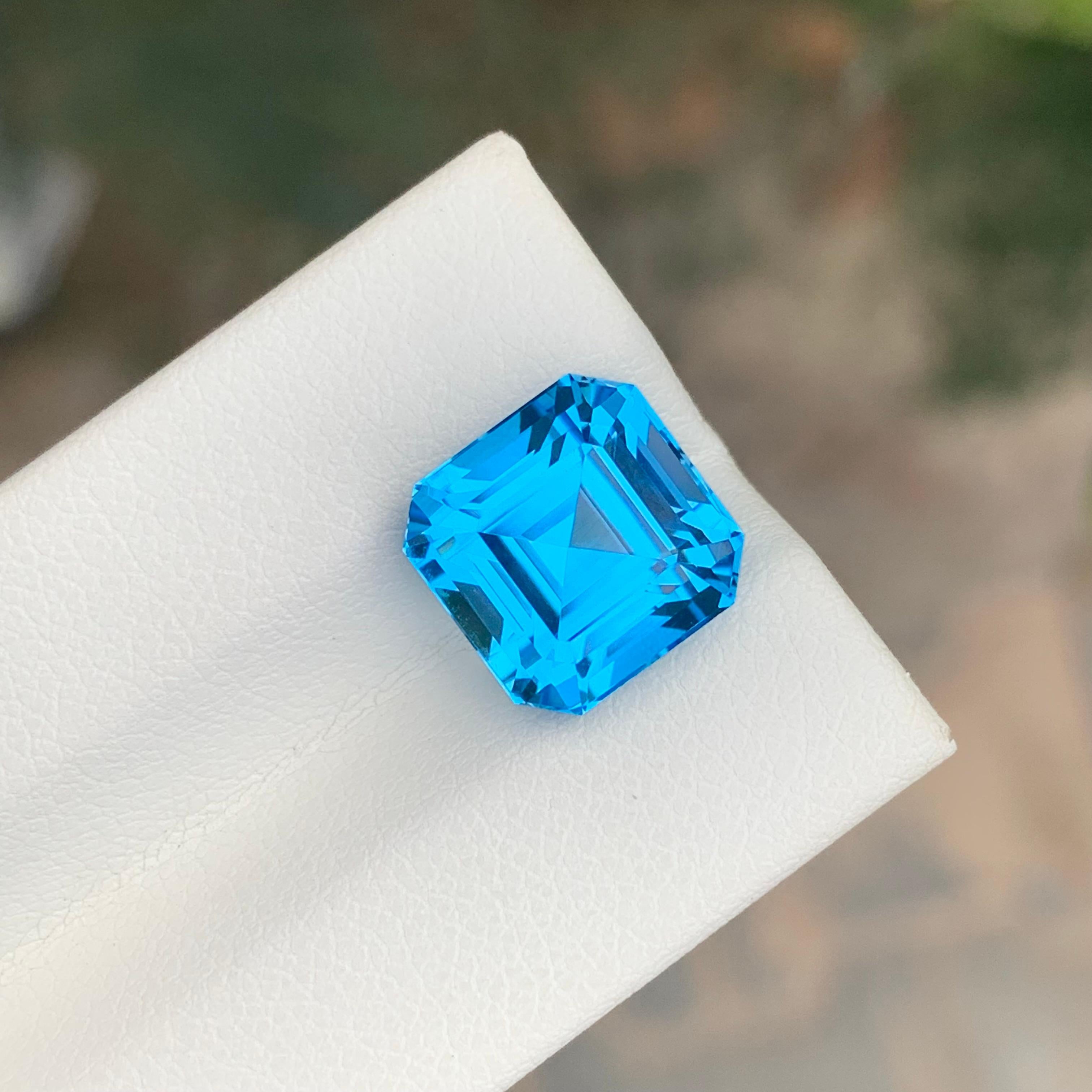 8.55 Carat Natural Loose Swiss Blue Topaz Square Cut Gemstone For Sale 1