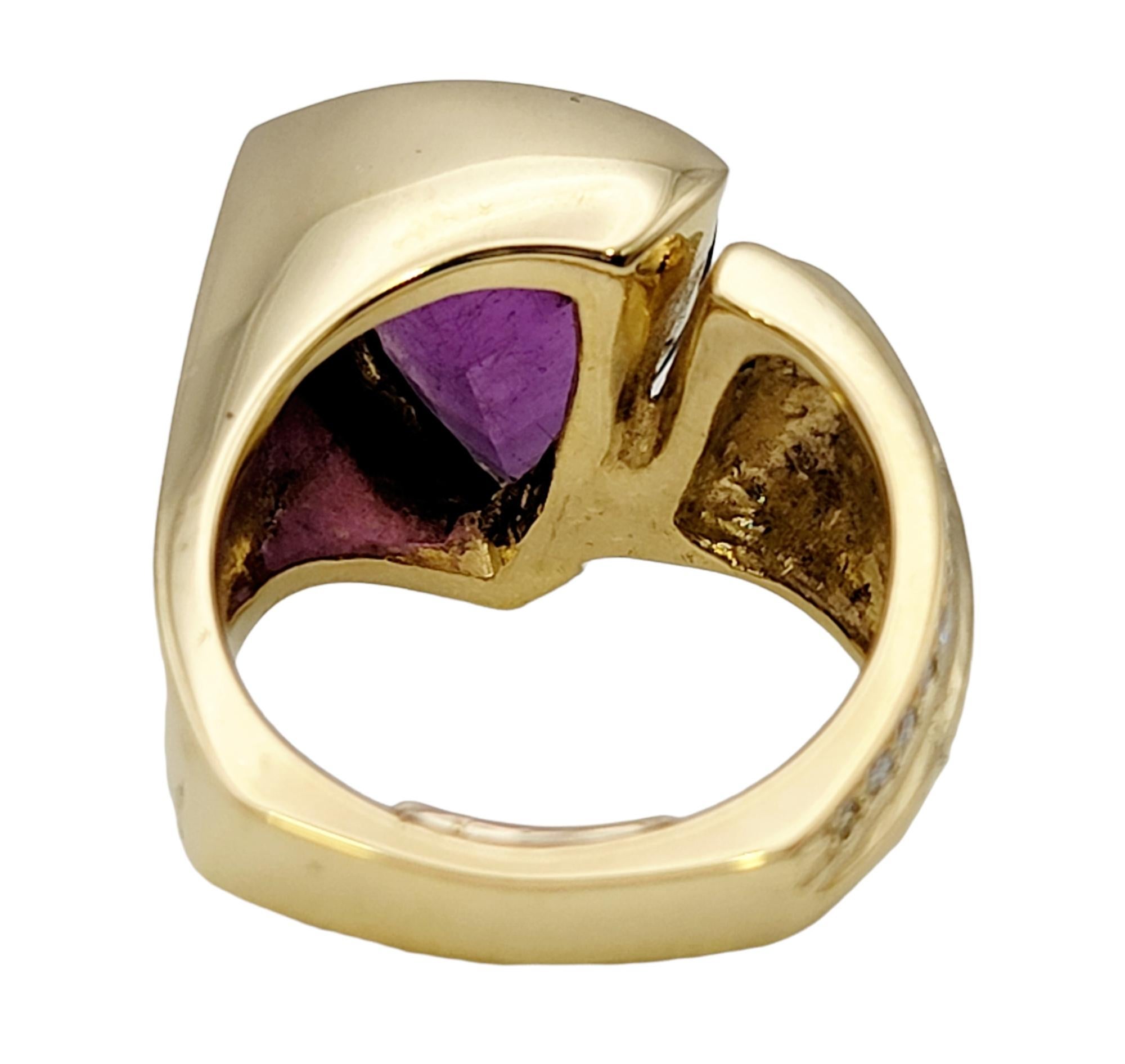 8.55 Carat Total Triangular Rhodolite Garnet and Diamond Asymmetrical Gold Ring For Sale 1