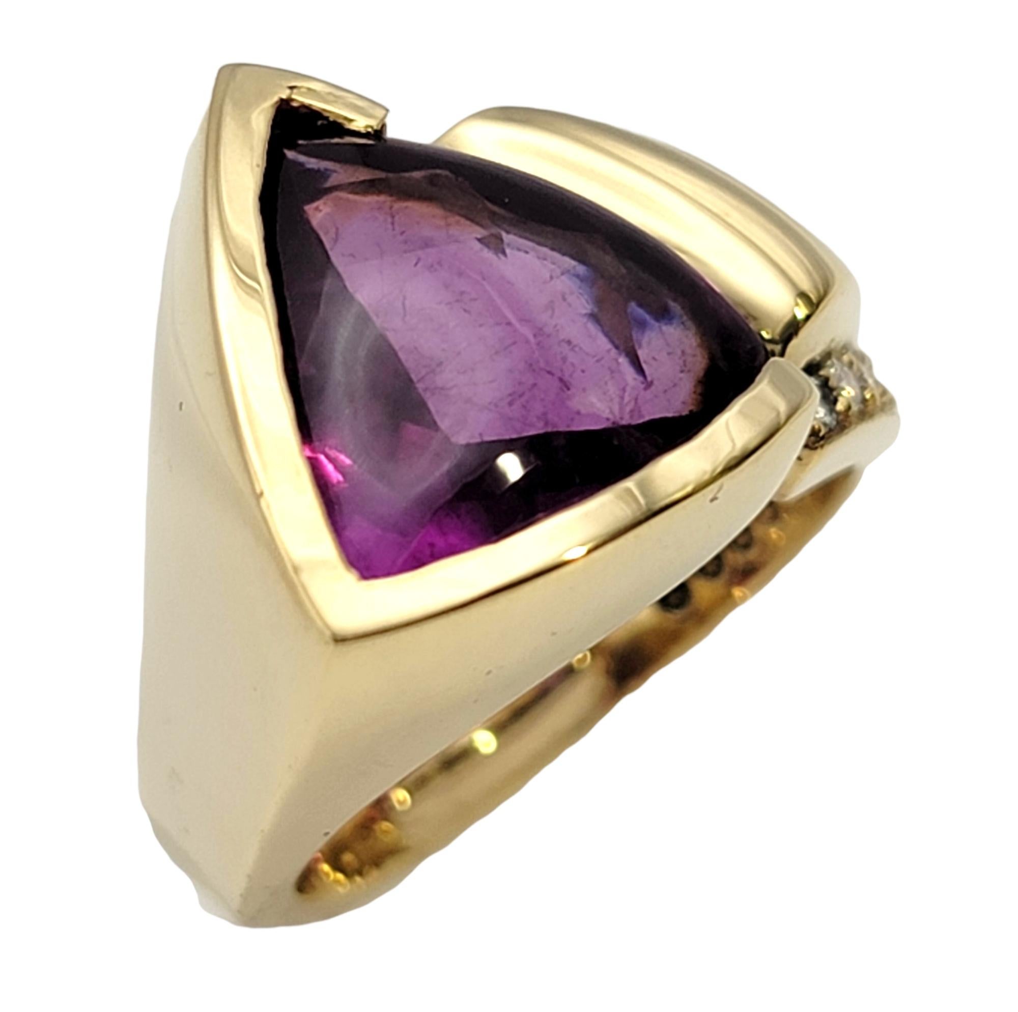 8.55 Carat Total Triangular Rhodolite Garnet and Diamond Asymmetrical Gold Ring In Good Condition For Sale In Scottsdale, AZ