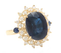 8.55 Ct Exquisite Natural Blue Sapphire and Diamond 14k Solid Yellow Gold Ring