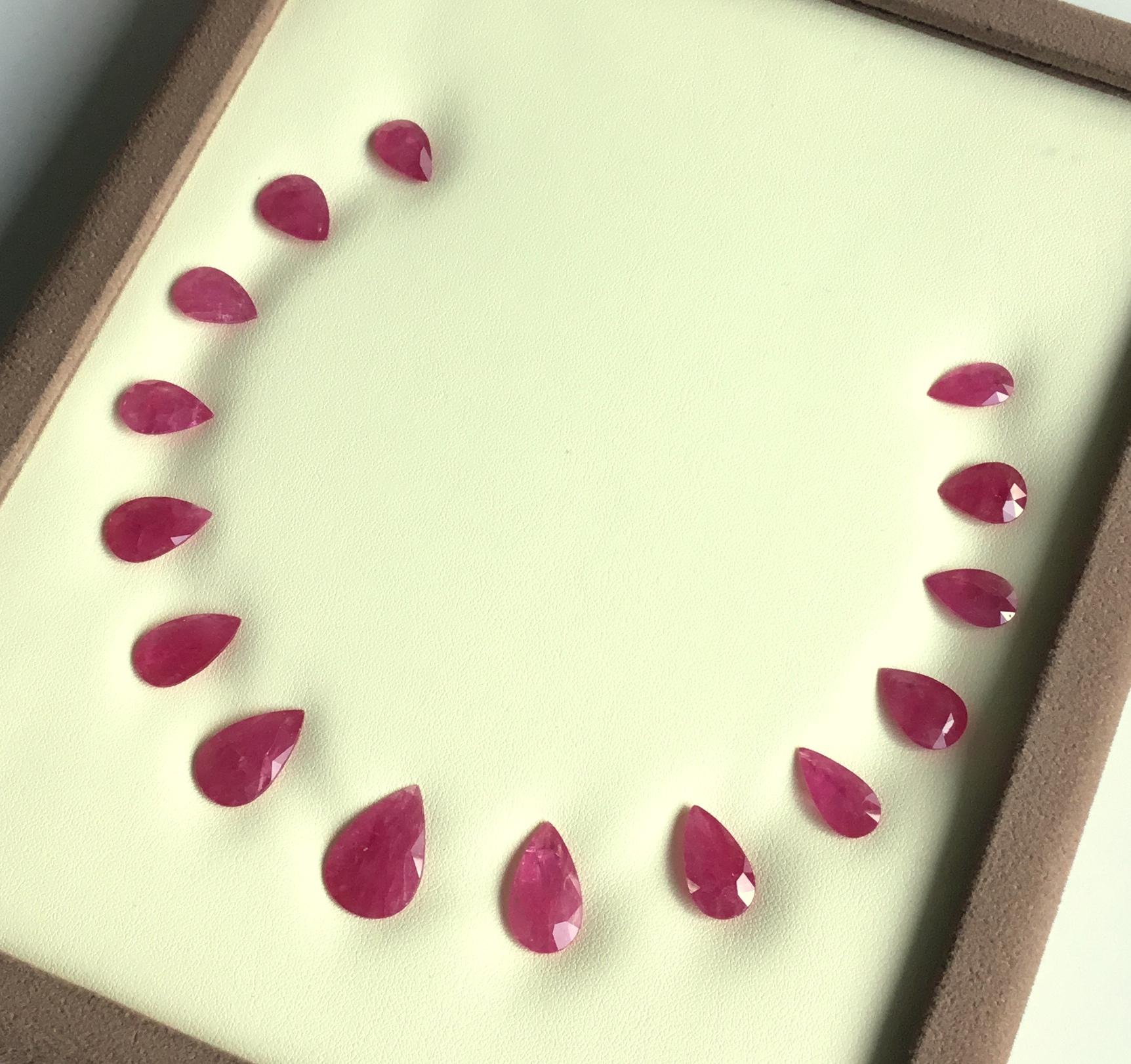 85.50 Carats Ruby Mozambique Pear Faceted Cut stone Layout Heated Natural Gem Neuf - En vente à Jaipur, RJ