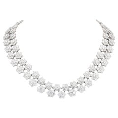 85,54 Karat Diamant-Cluster-Halskette