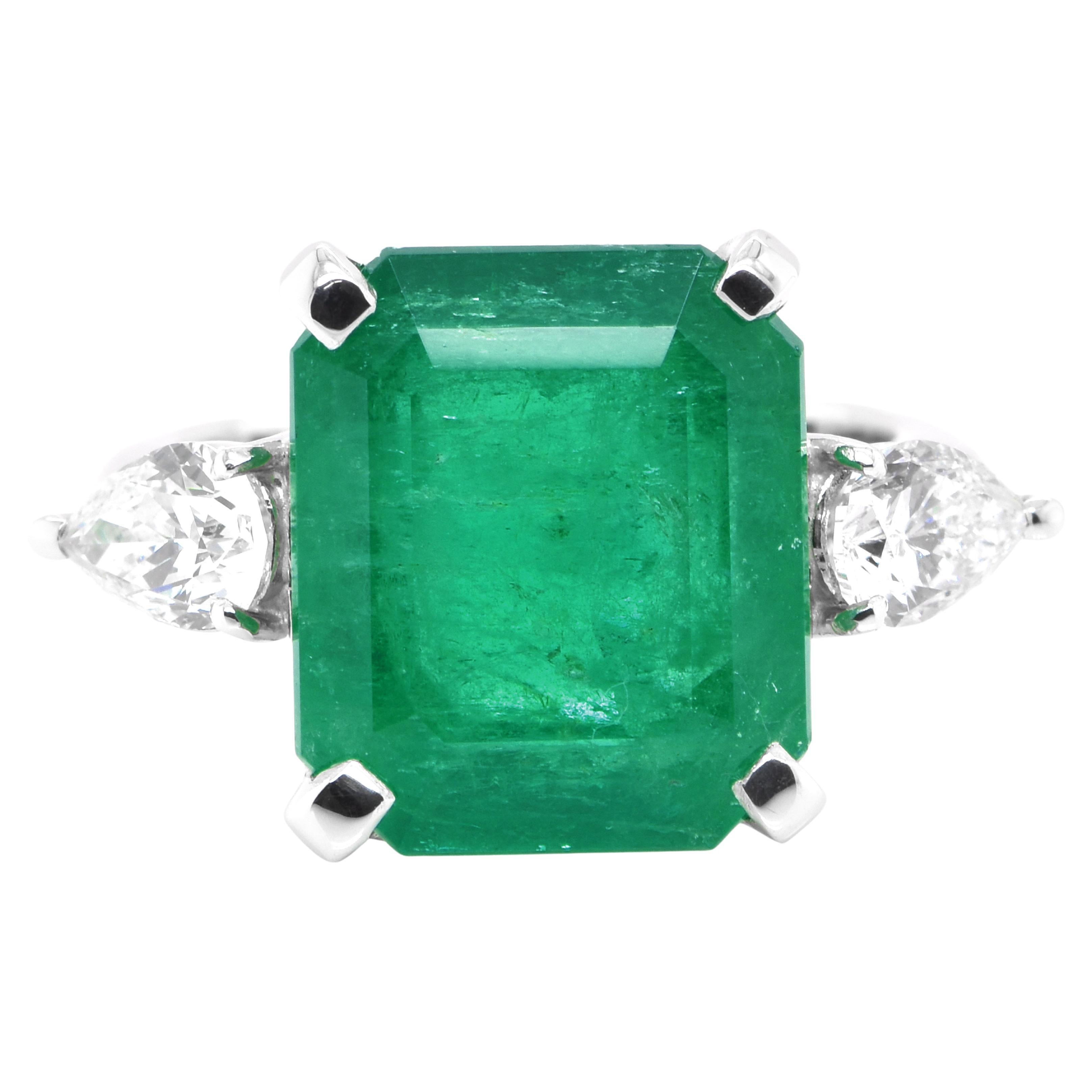 8.56 Carat Colombian Emerald and Diamond Cocktail Ring Set in Platinum For Sale