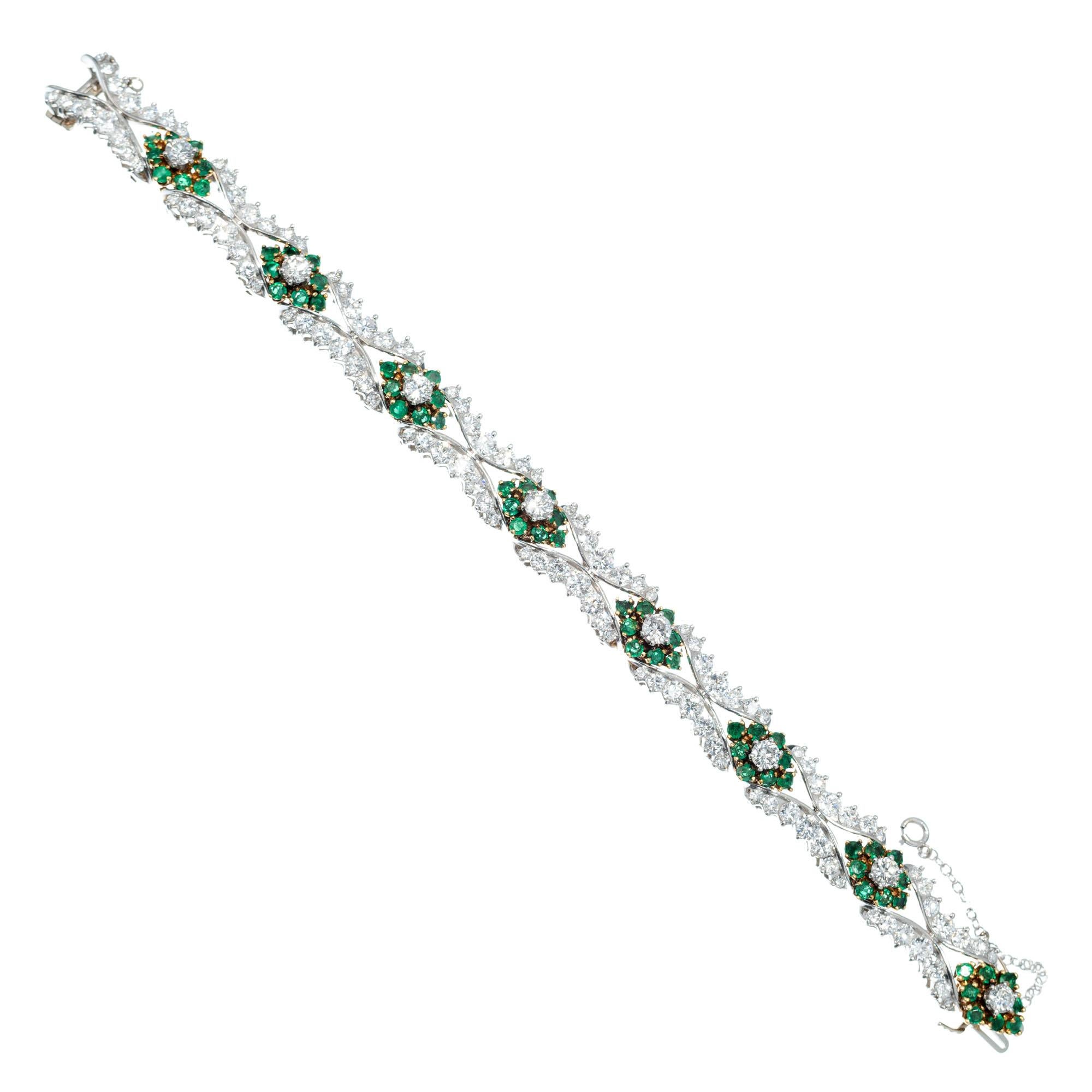 Women's 8.56 Carat Emerald Diamond Gold Bracelet For Sale