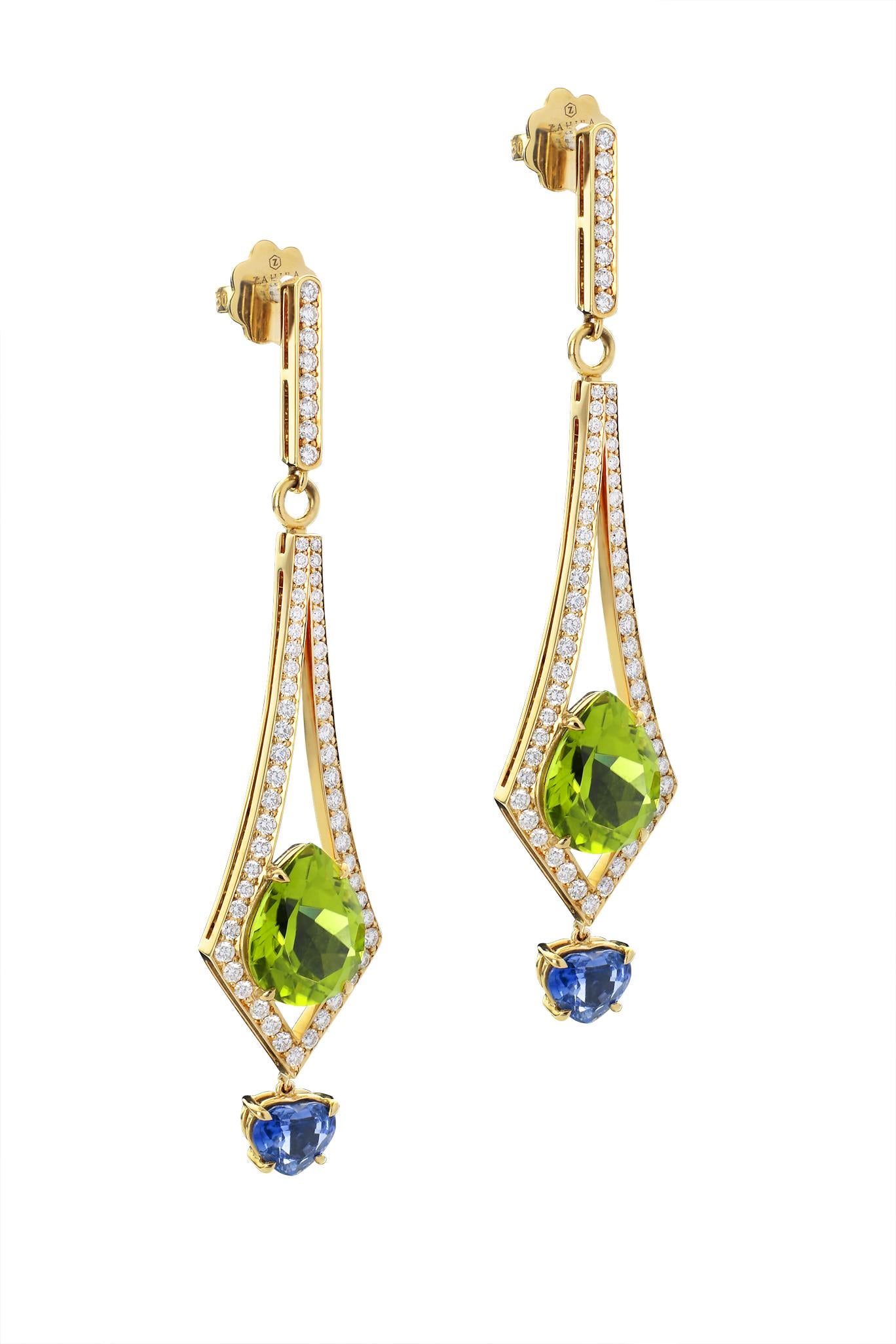 8.57 Carat Peridot and 2.26 Carat Blue Sapphire and Diamond Earrings in 18K Gold In New Condition In Bangkok, TH