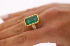 8.57 Carat Vivid Green Emerald and Diamond Milgrain Bezel 18K Gold Ring