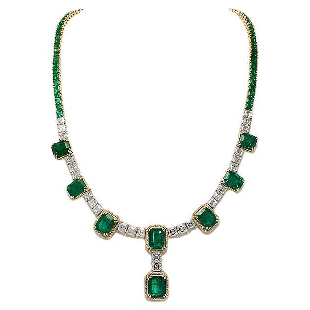 85.78 carats Grand Emerald & Diamond Necklace