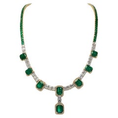 85.78 carats Grand Emerald & Diamond Necklace
