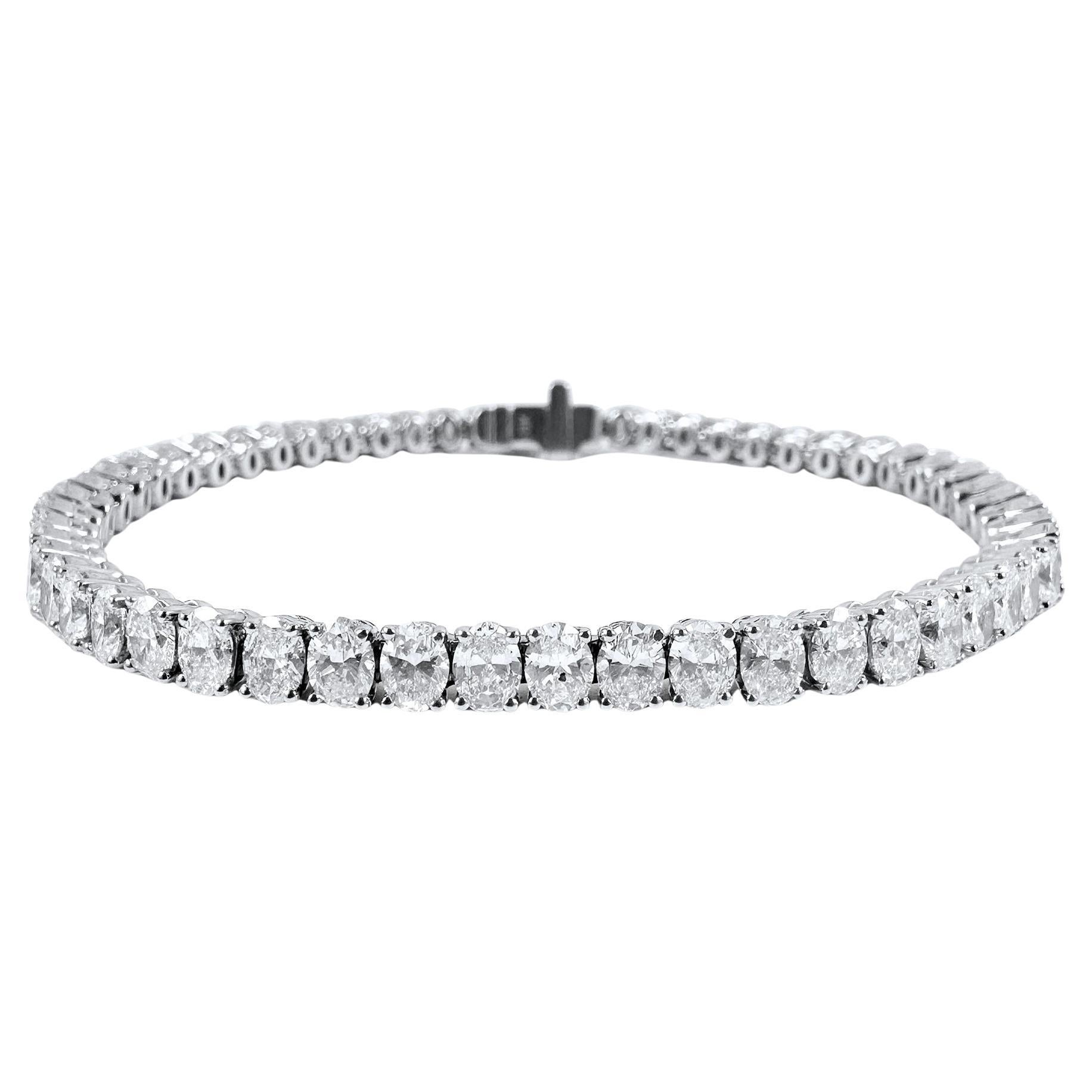 Bracciale Tennis Nord-Sud con diamanti ovali da 8,58 carati in oro bianco 18 carati, 7 pollici