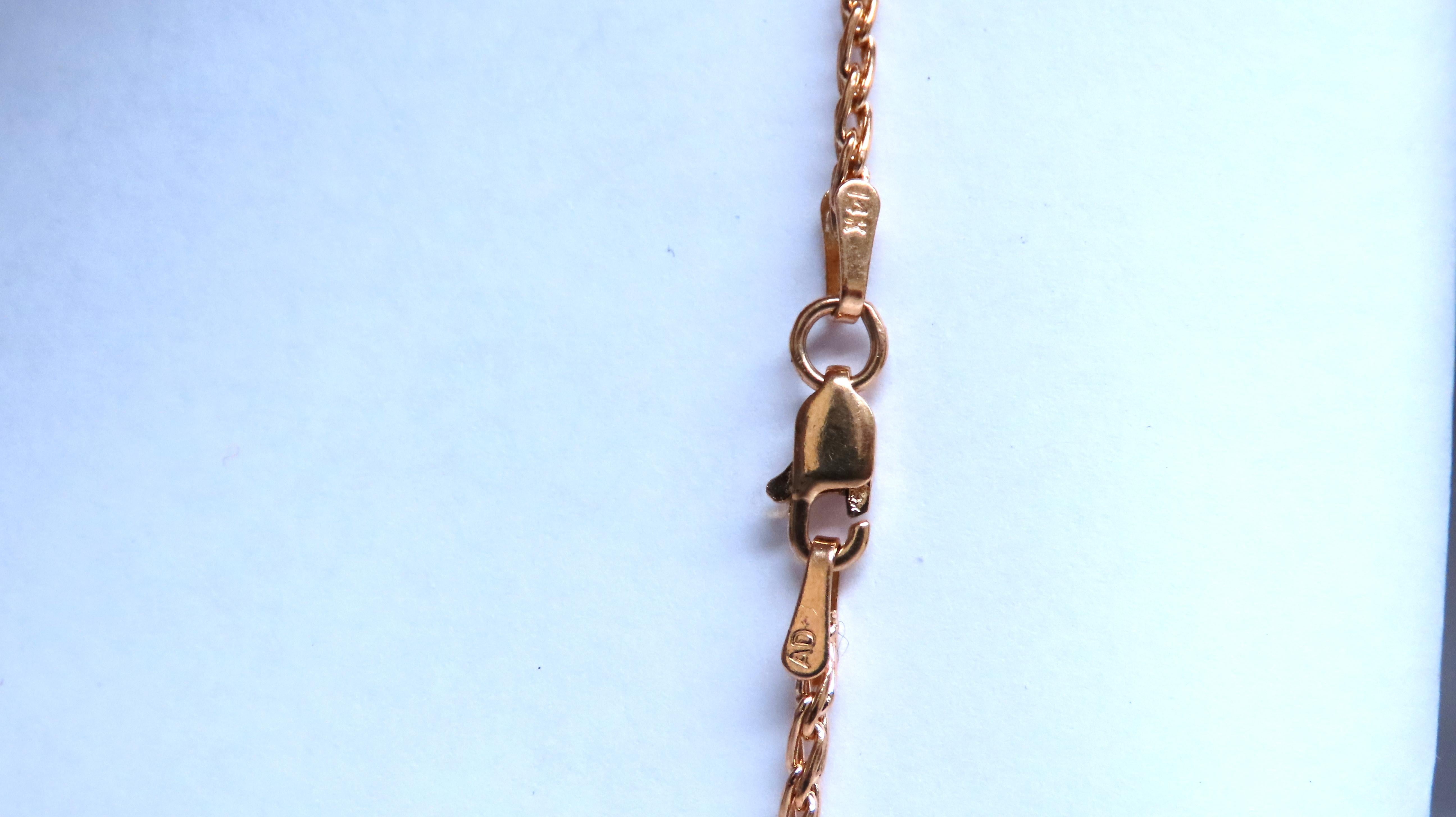 Citrino natural Amatista Peridoto GArnet Collar colgante.
Hecho a mano.
Peso total 85ct.
20 x 11mm citrino
amatista de 12 x 8 mm
11 peridotos de 8,5 mm
Granate de 9 x 8 mm
9 x 6 mm aguamarina
16 cm de largo
12,7 gramos